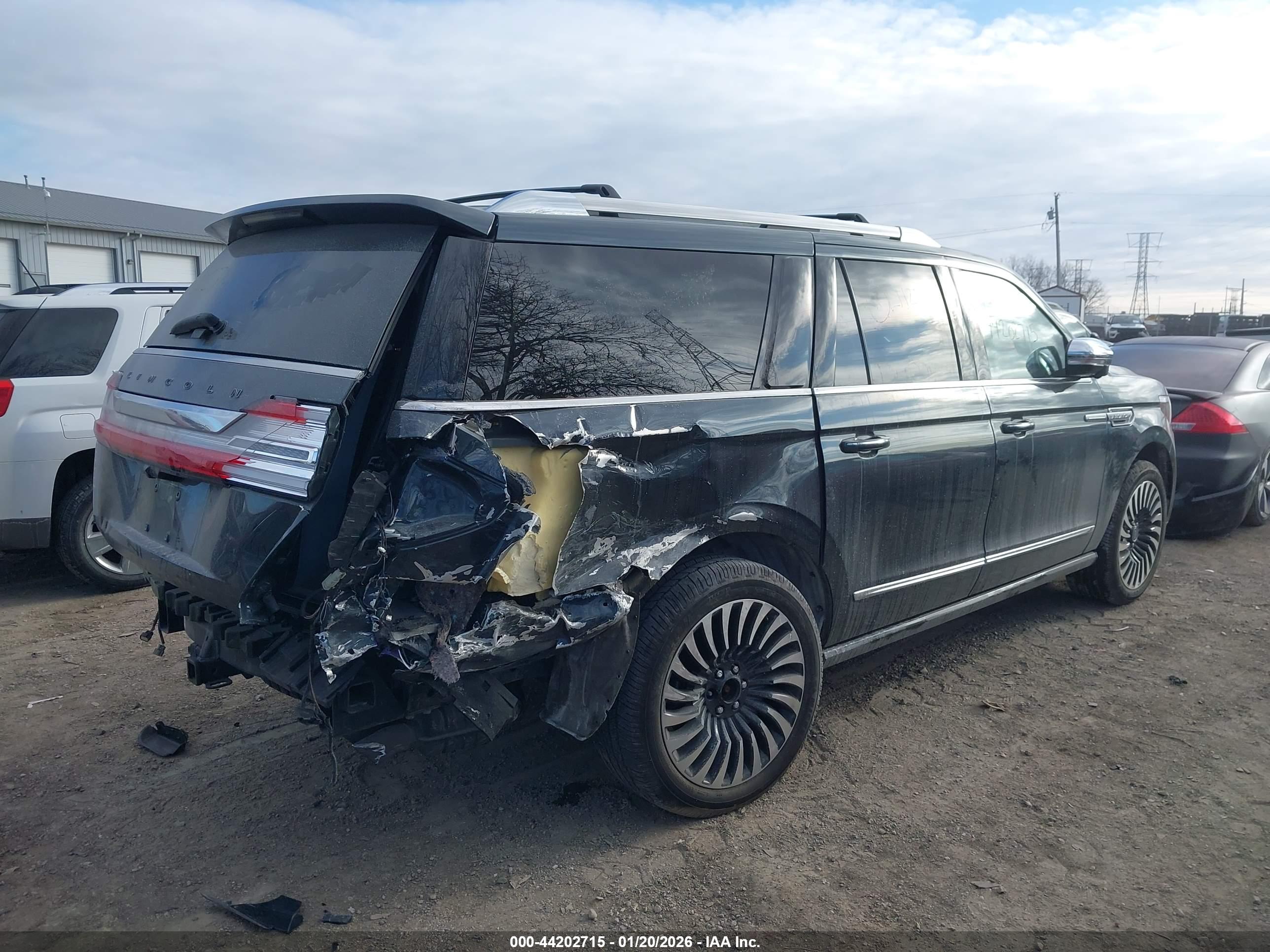 LINCOLN NAVIGATOR image 6
