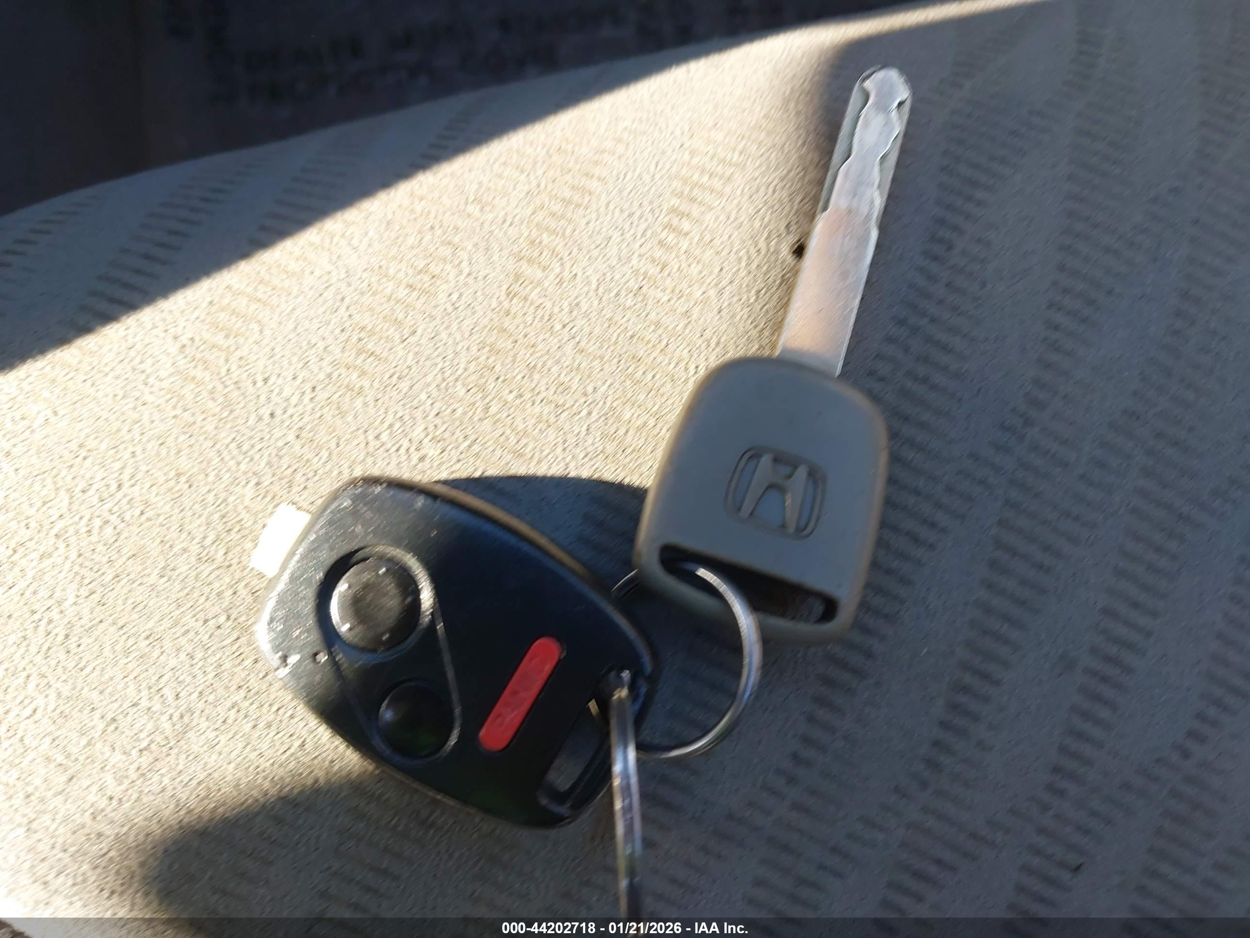 HONDA CIVIC image 11