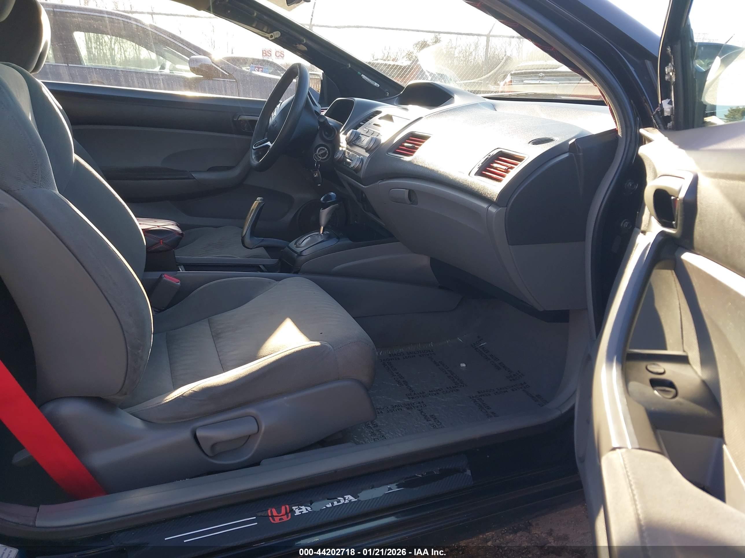 HONDA CIVIC image 5