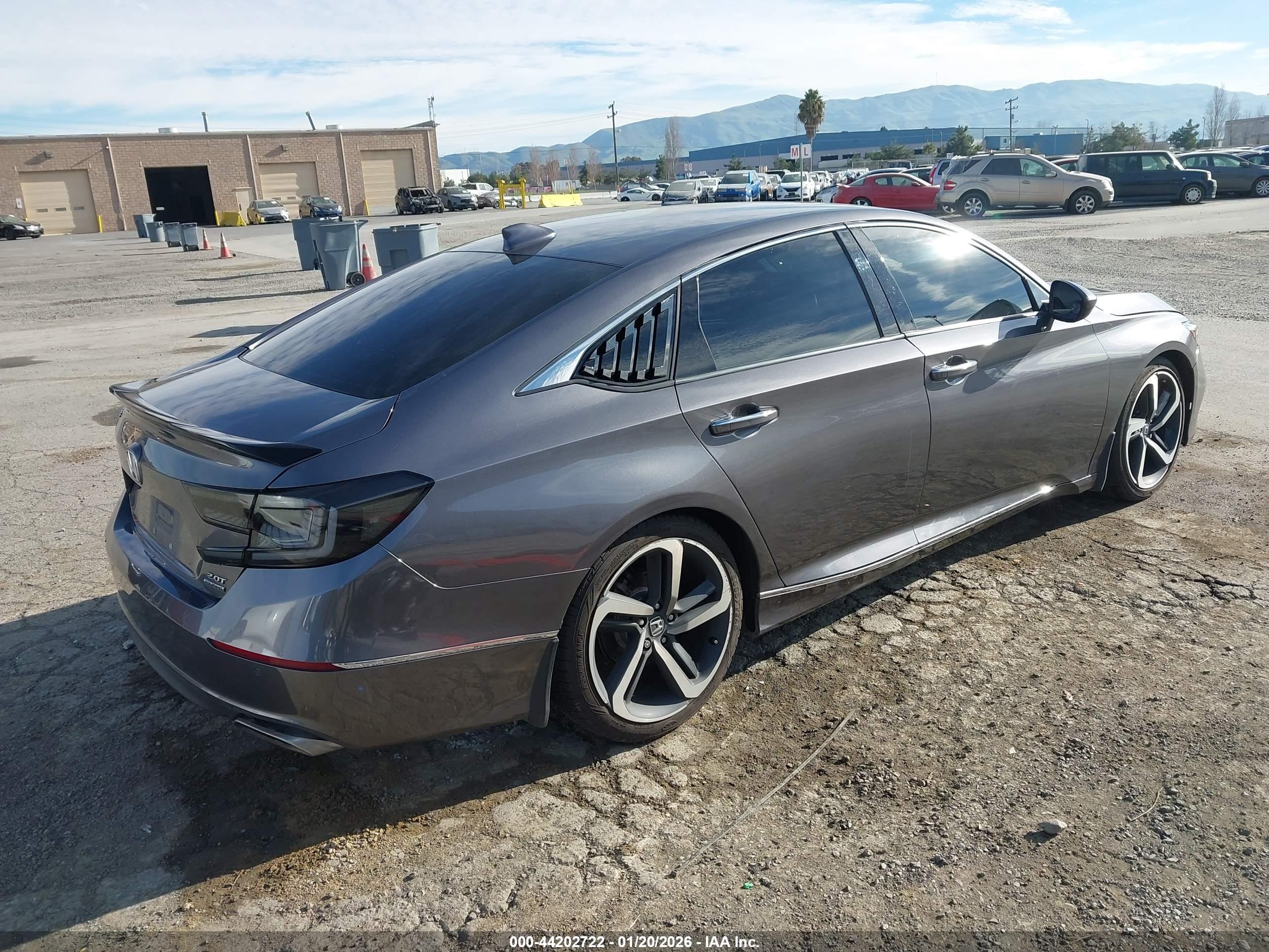 HONDA ACCORD image 4