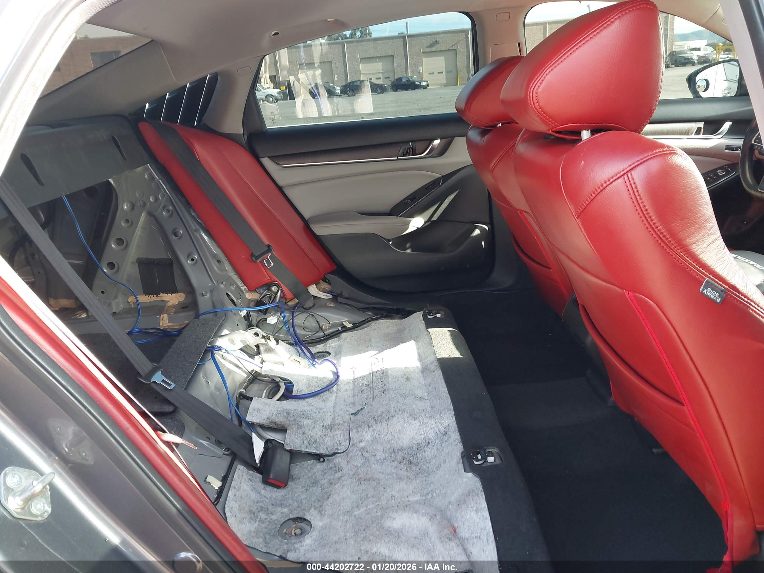 HONDA ACCORD image 8