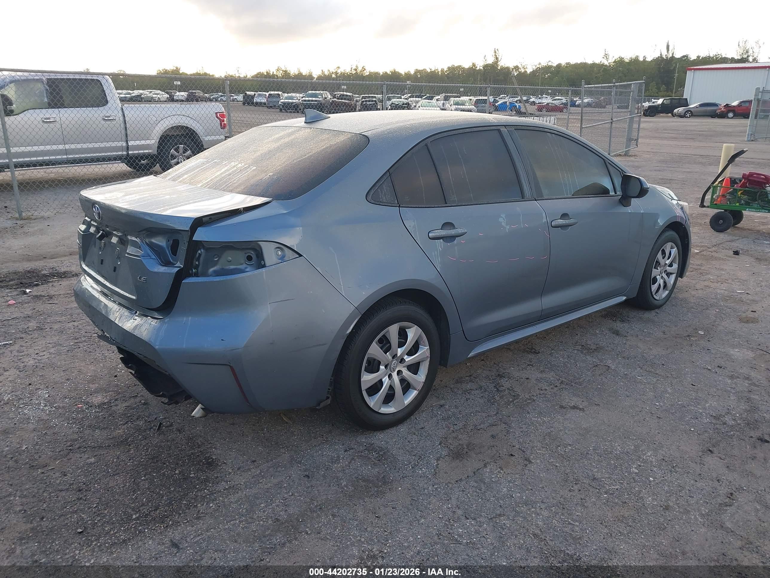 TOYOTA COROLLA image 4