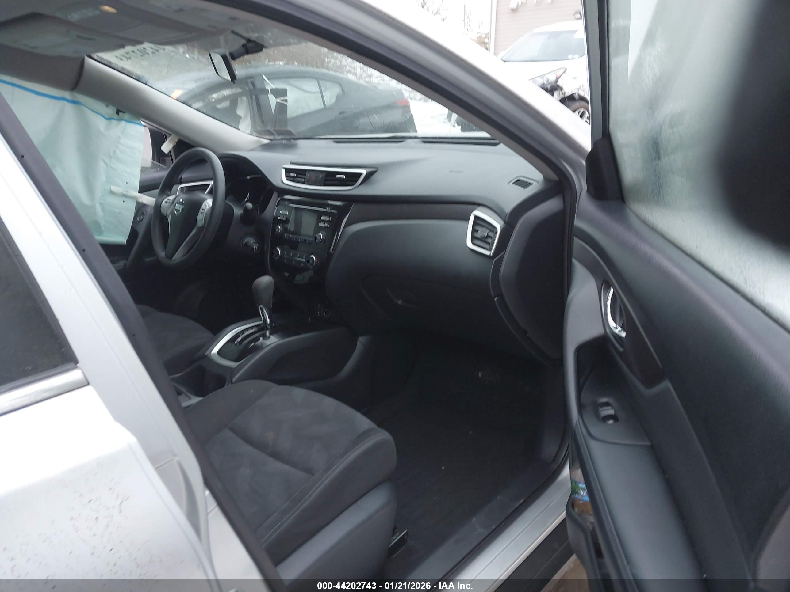 NISSAN ROGUE image 5