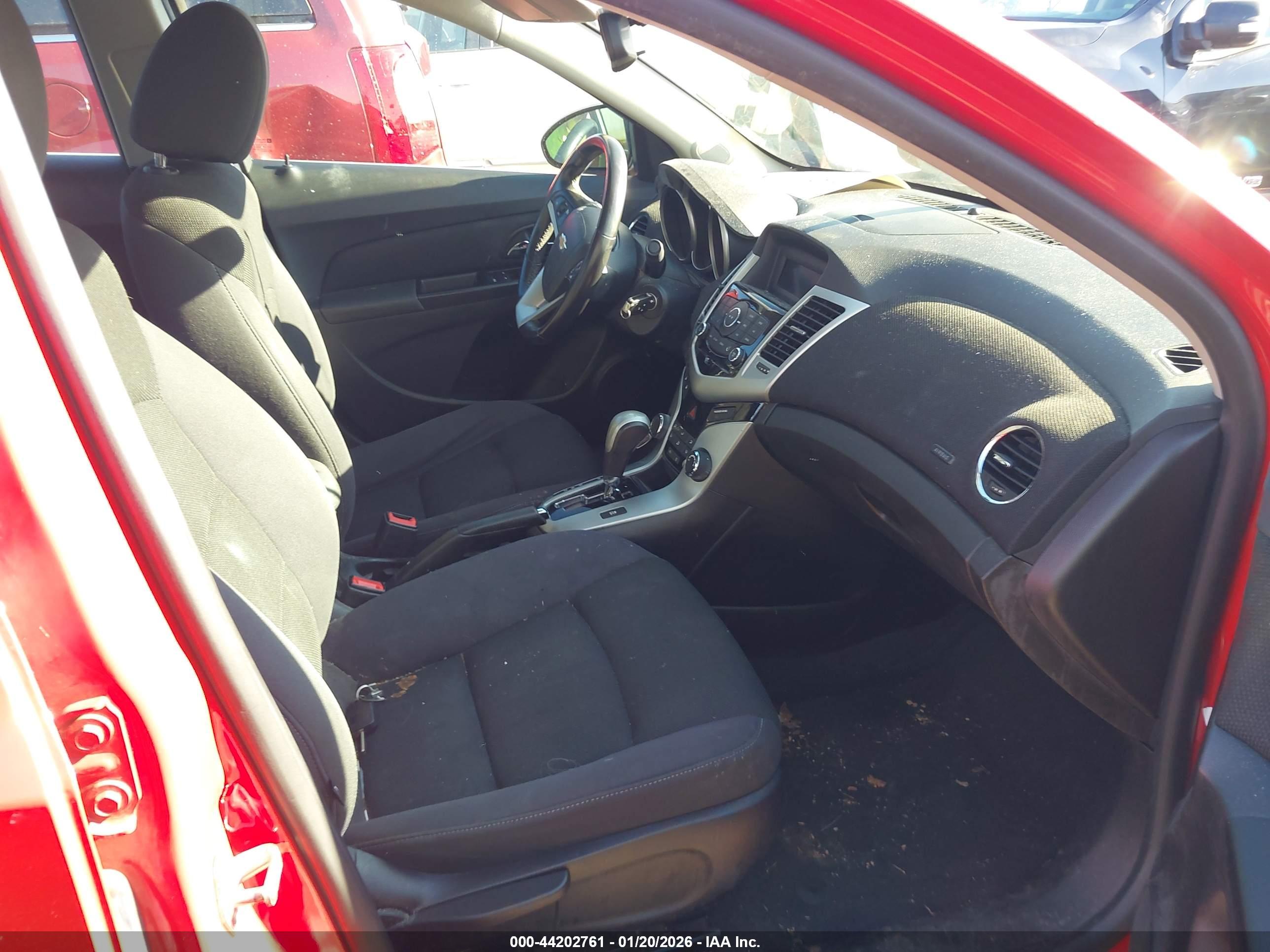 CHEVROLET CRUZE image 5