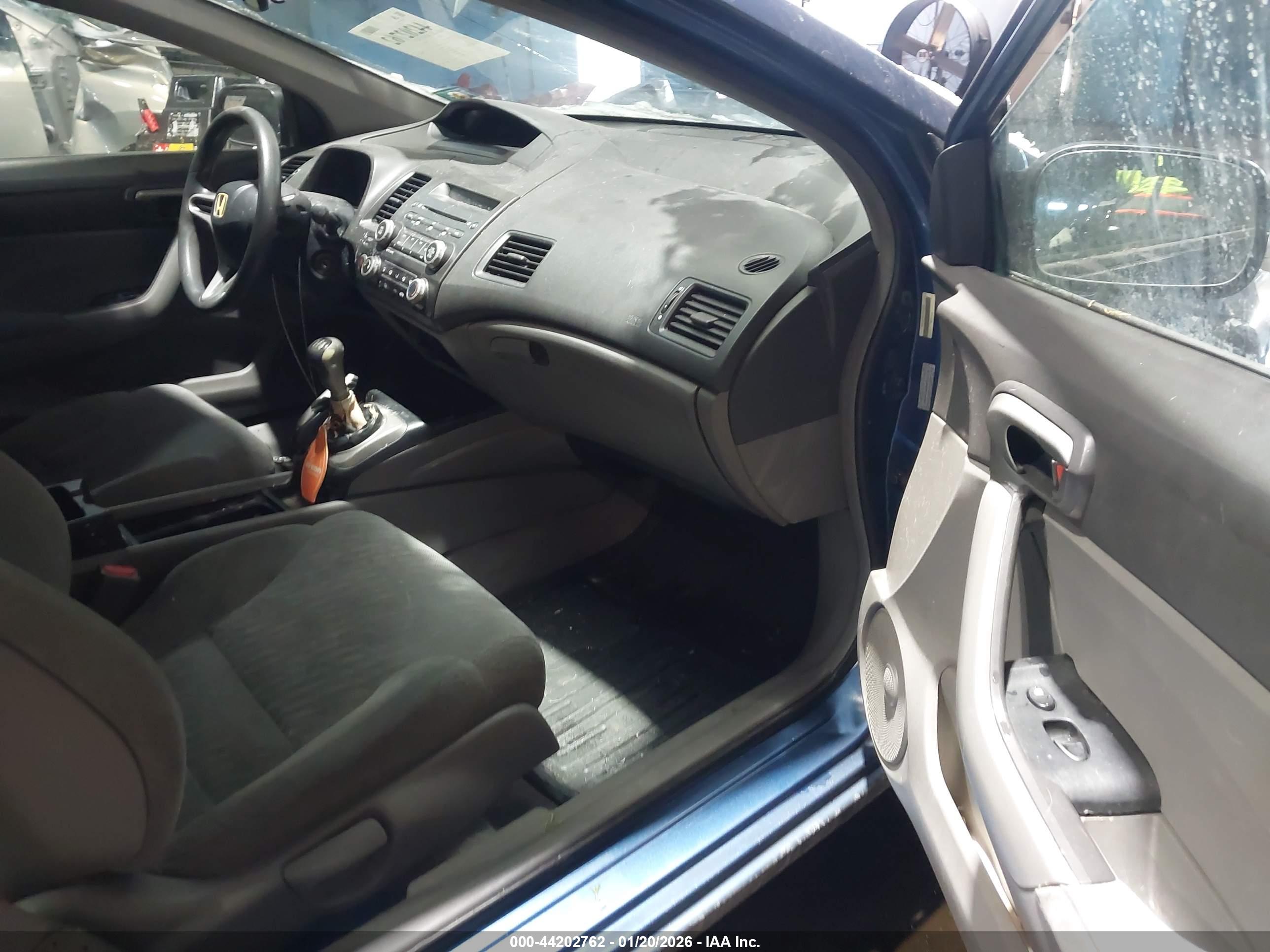HONDA CIVIC image 5