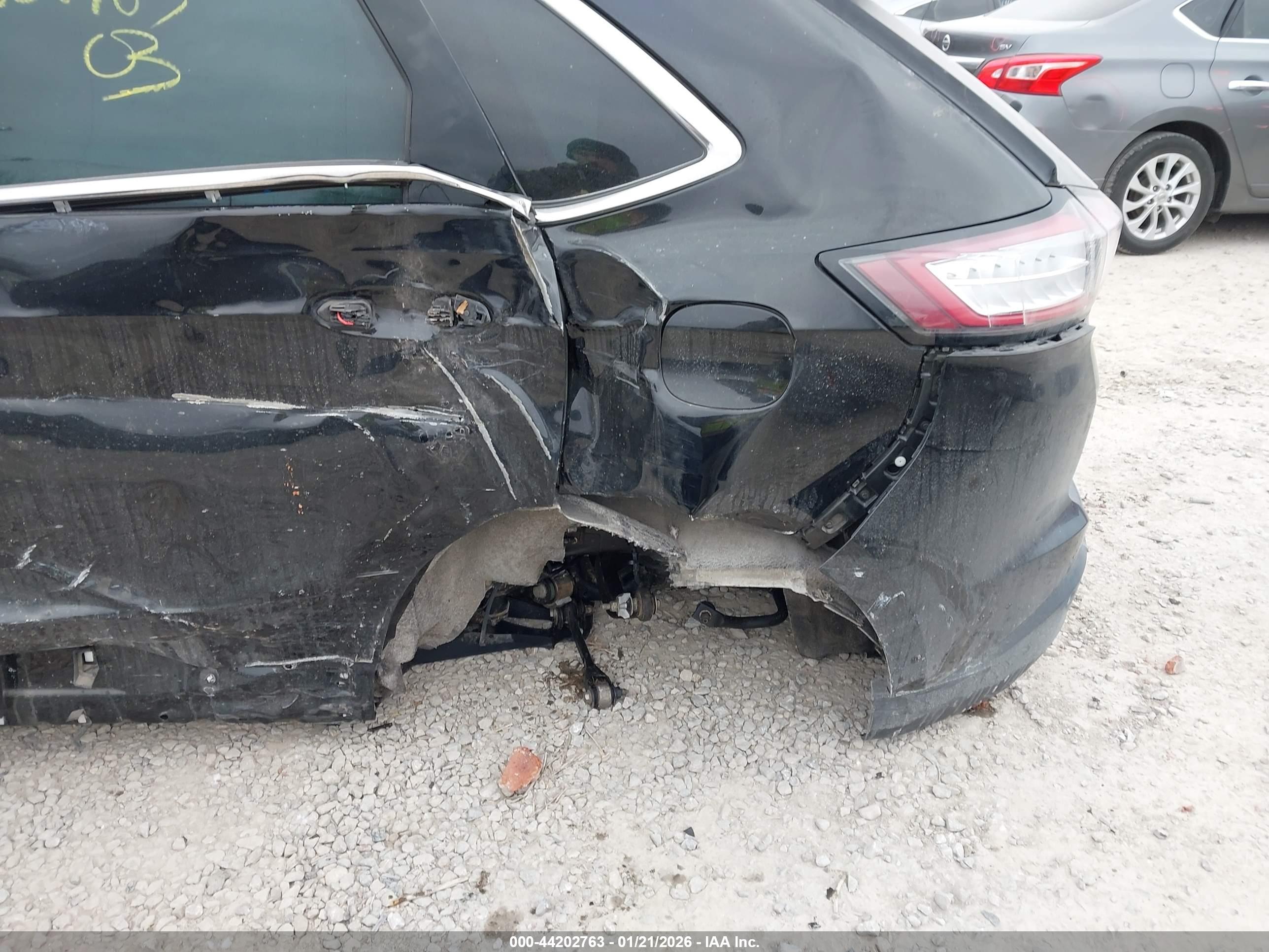 FORD EDGE image 6