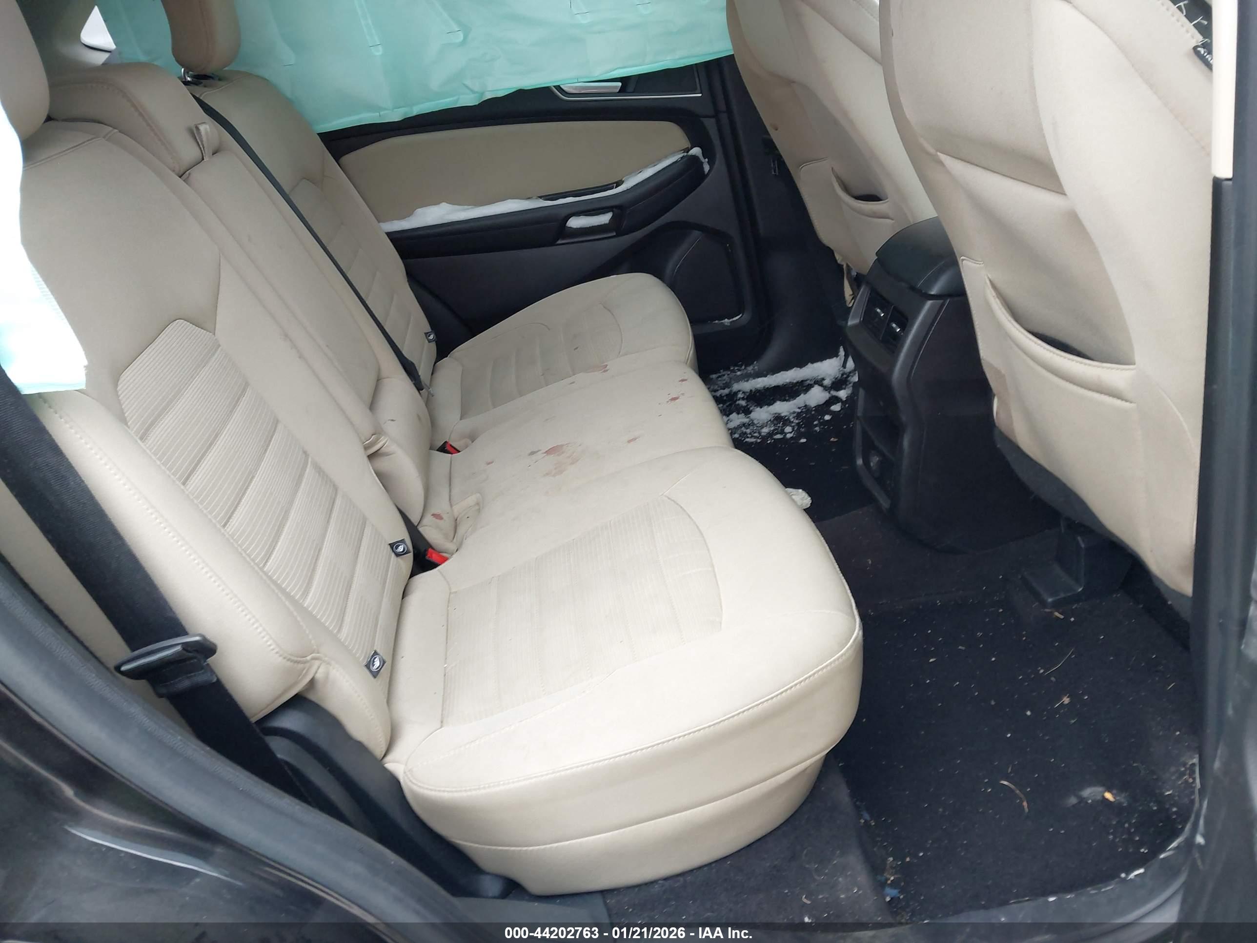 FORD EDGE image 8
