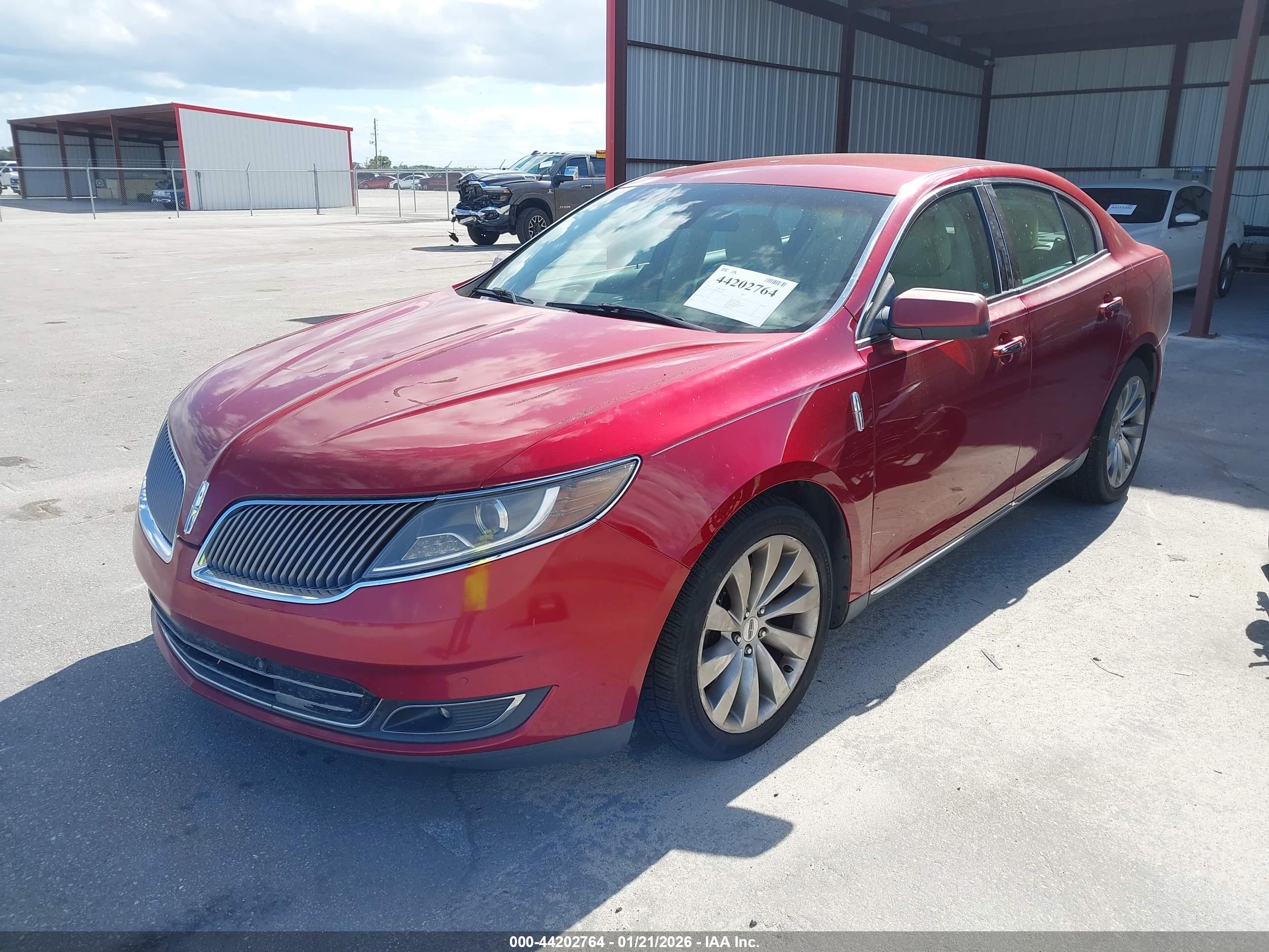 LINCOLN MKS image 2