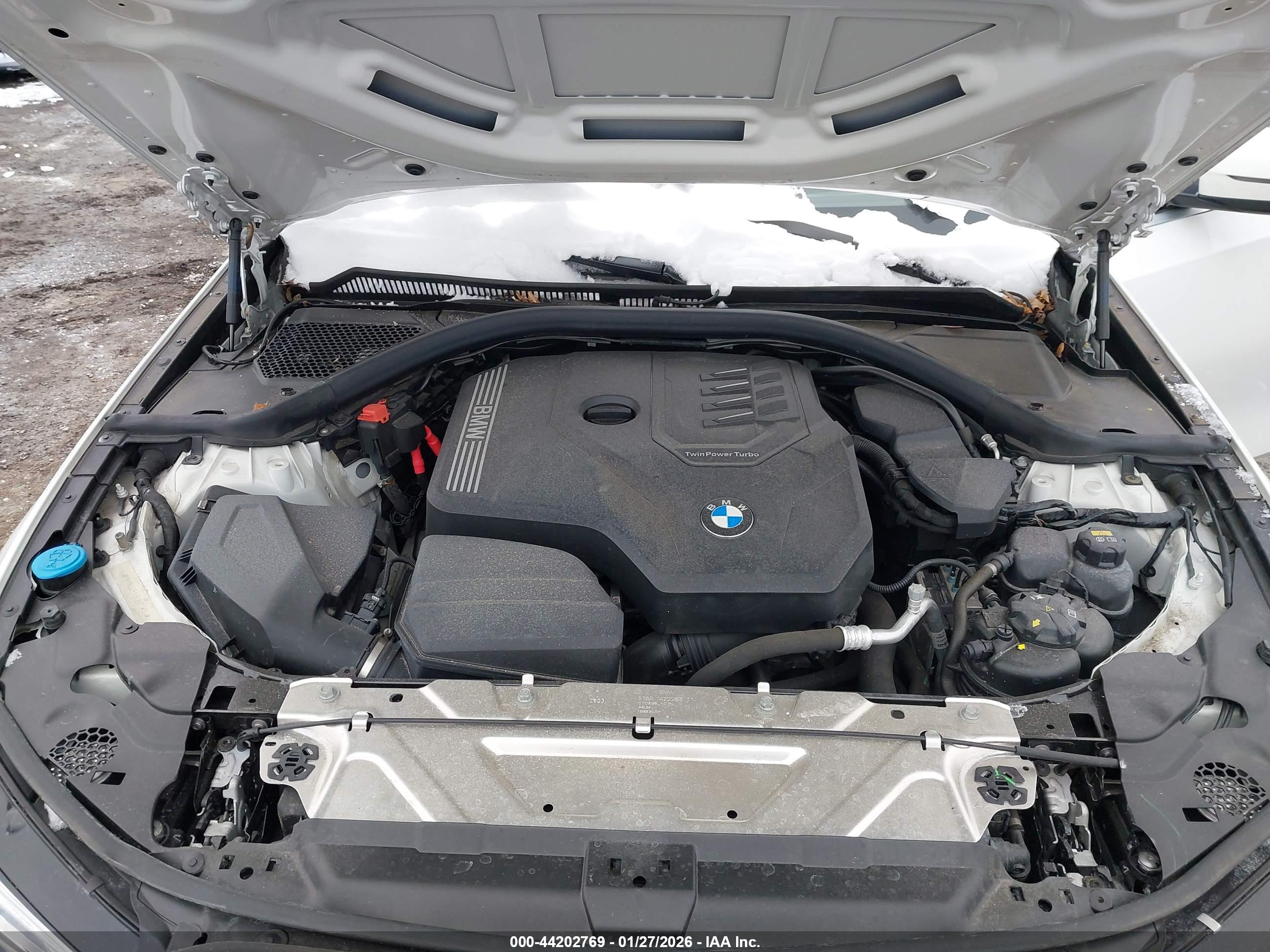 BMW 330I image 10