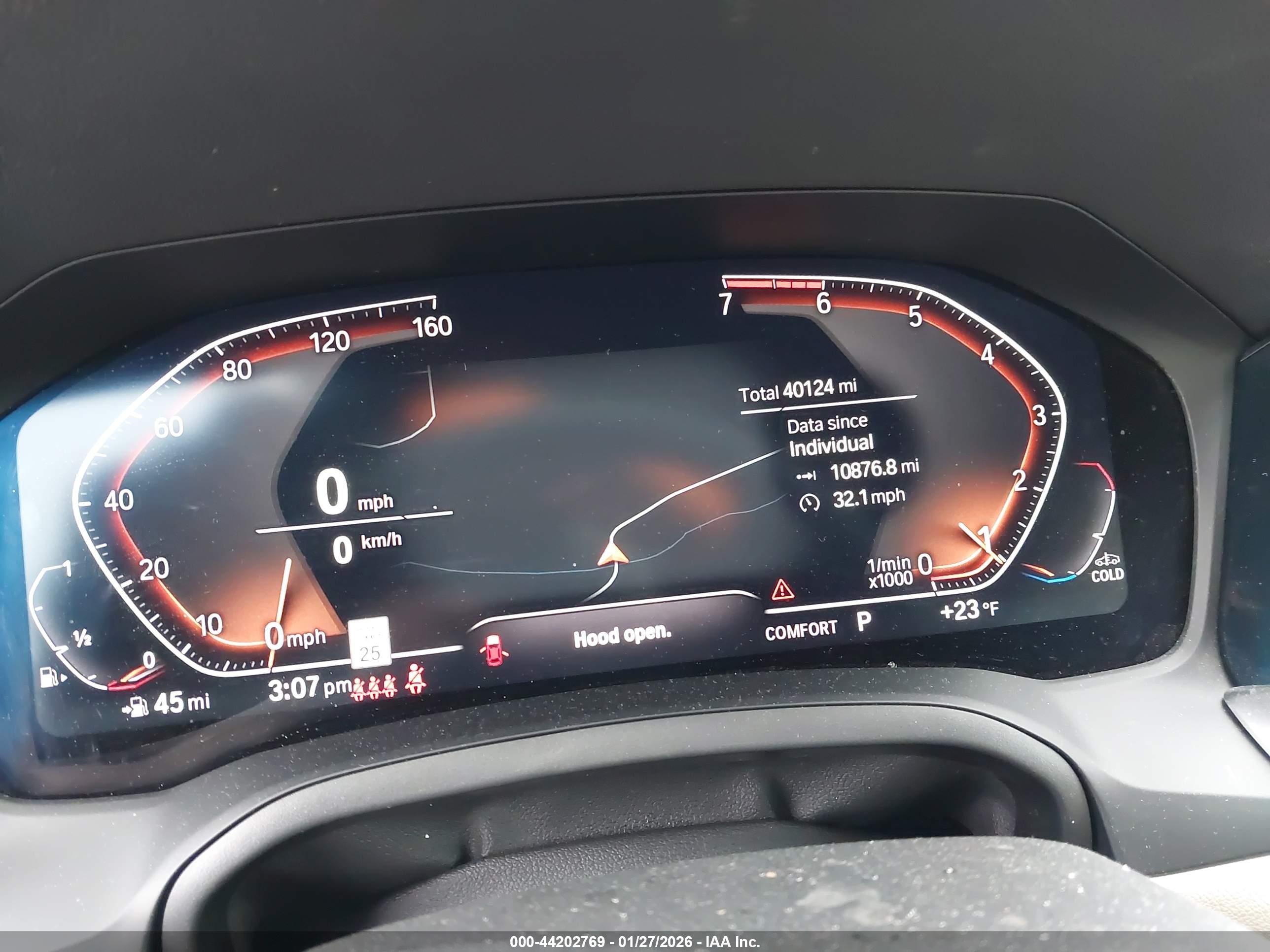 BMW 330I image 7