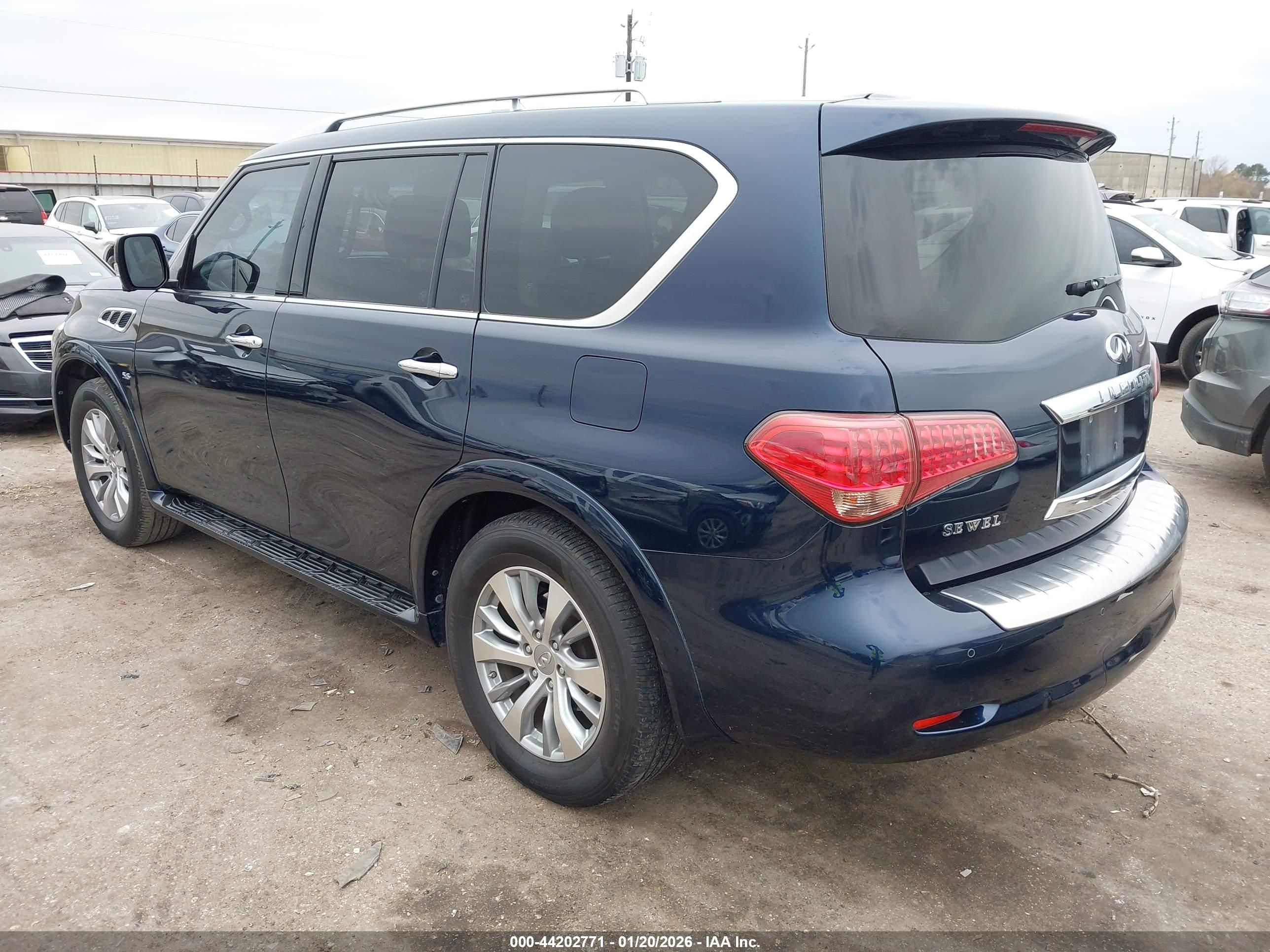 INFINITI QX80 image 3
