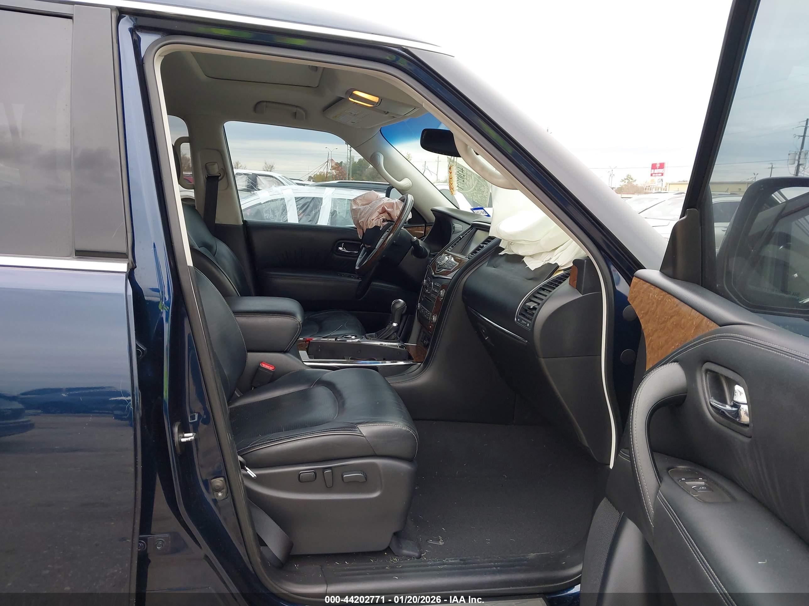 INFINITI QX80 image 5