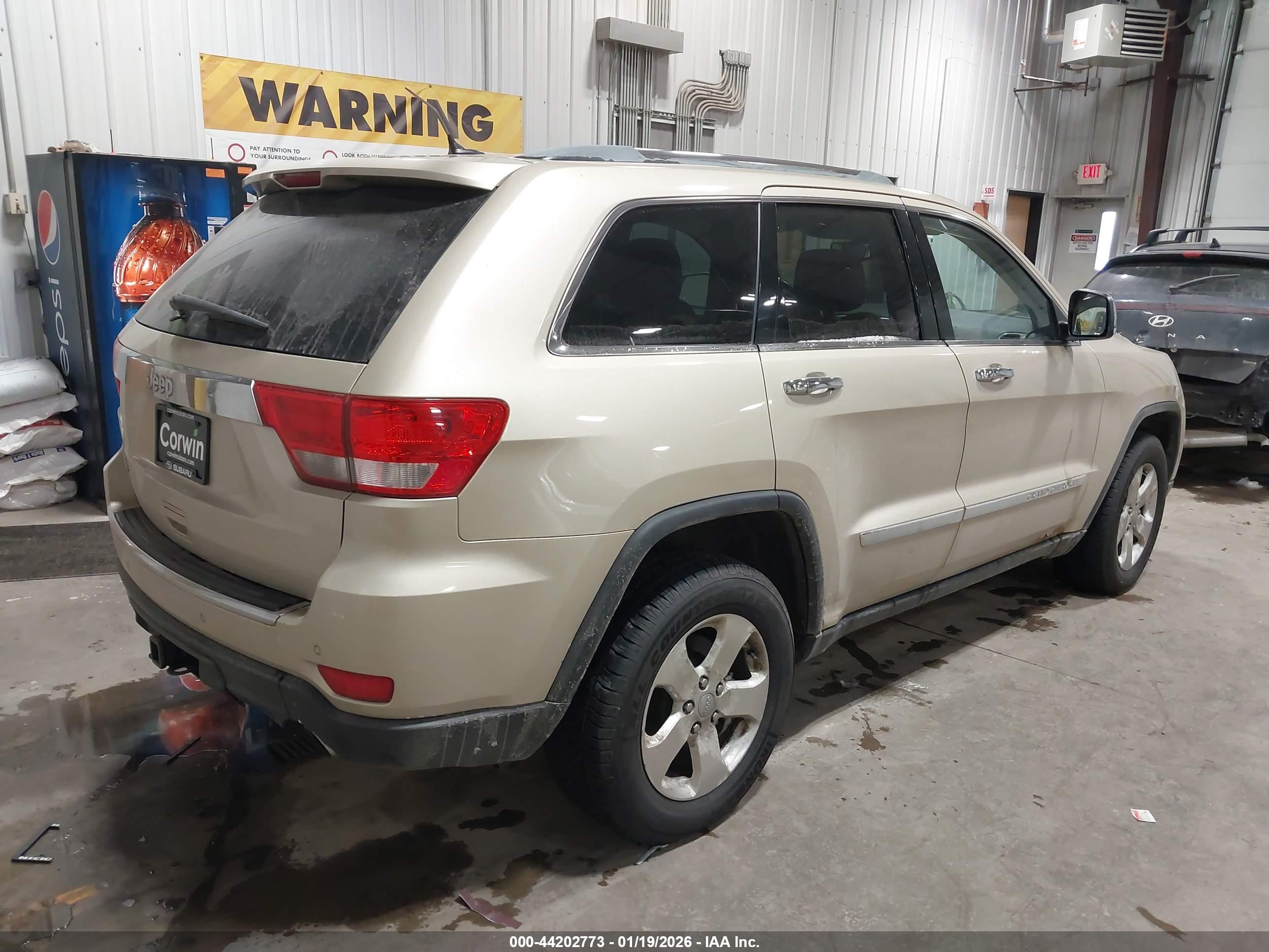 JEEP GRAND image 4