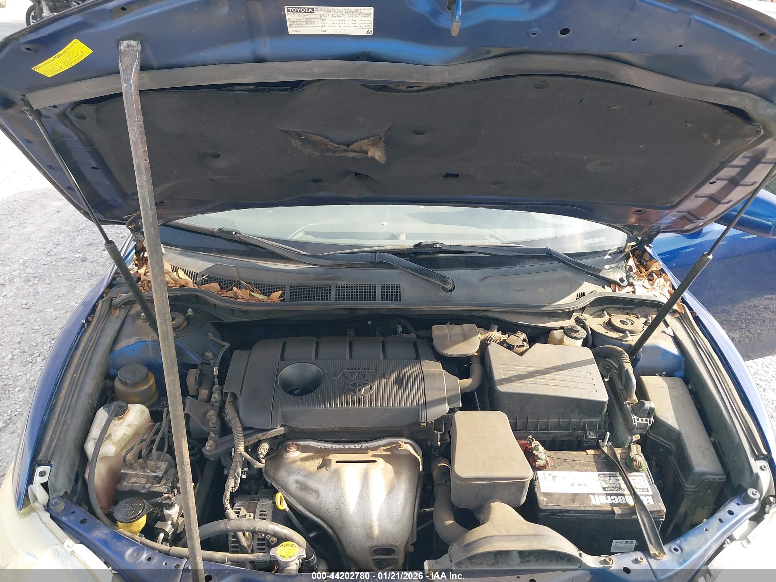TOYOTA CAMRY image 10