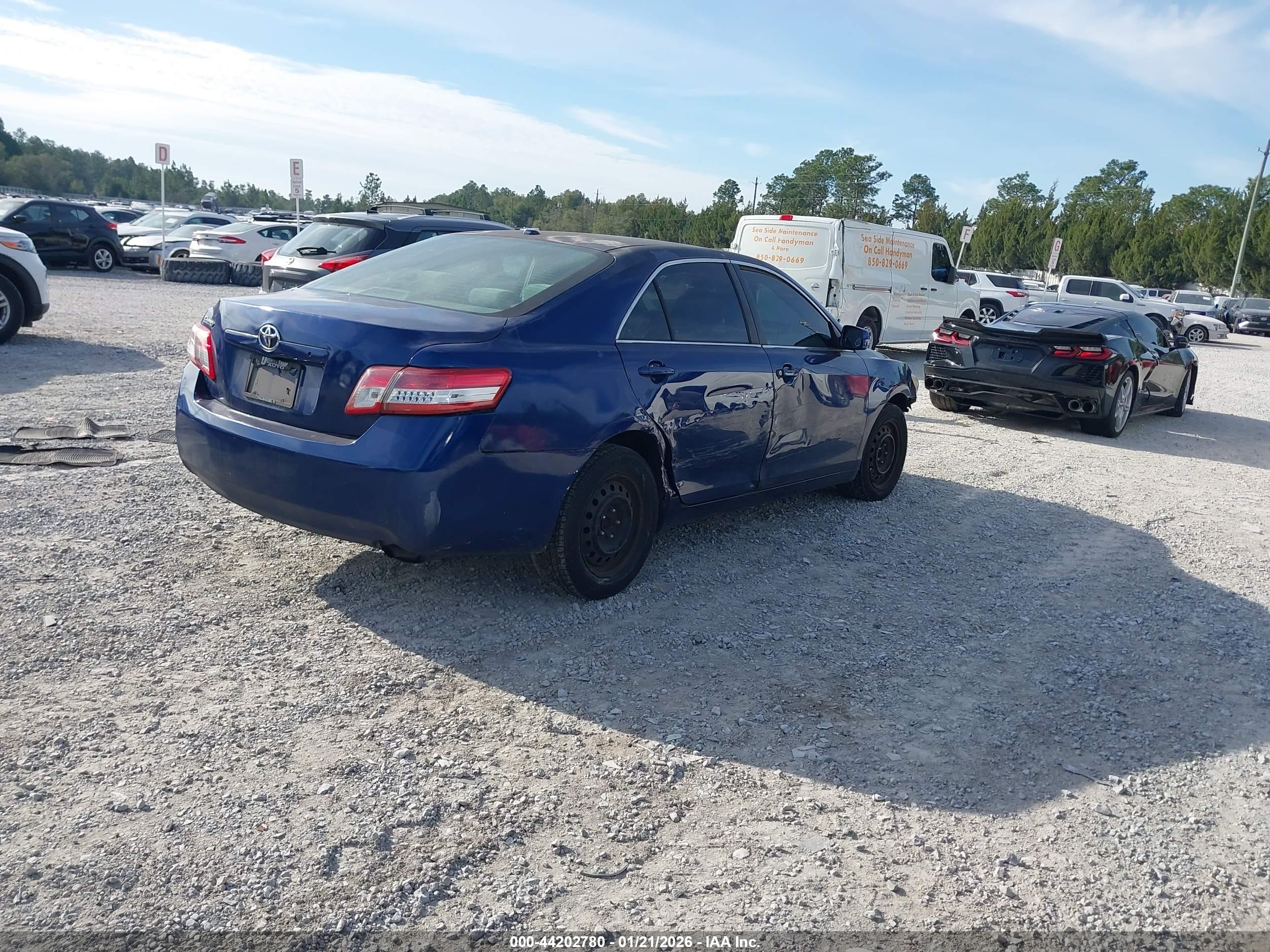 TOYOTA CAMRY image 4