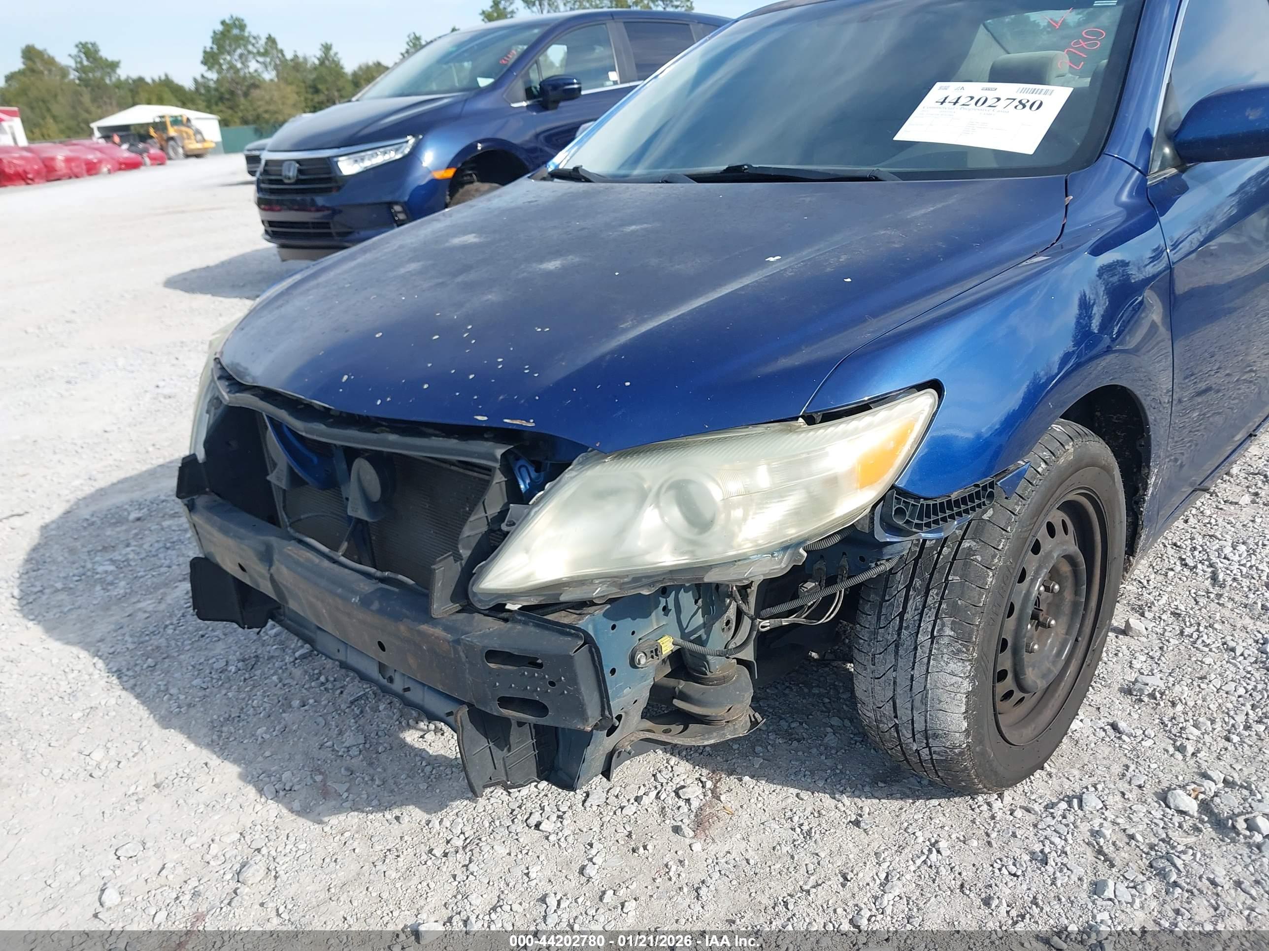 TOYOTA CAMRY image 6