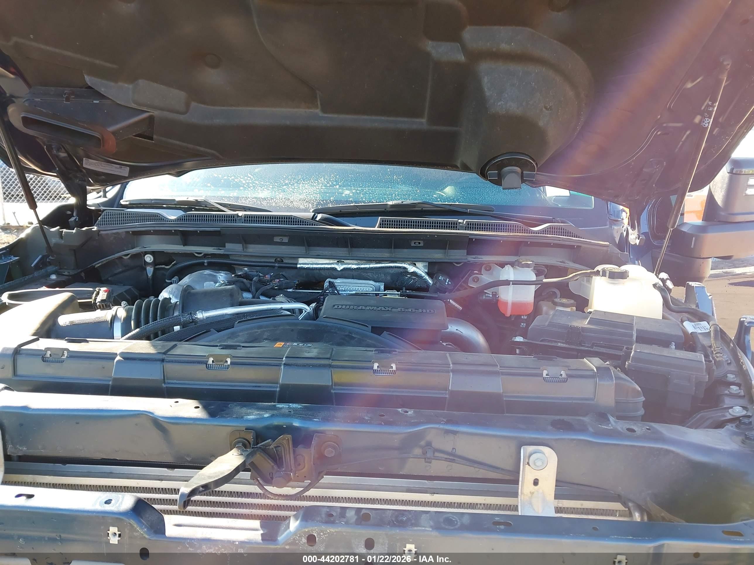 GMC SIERRA image 10