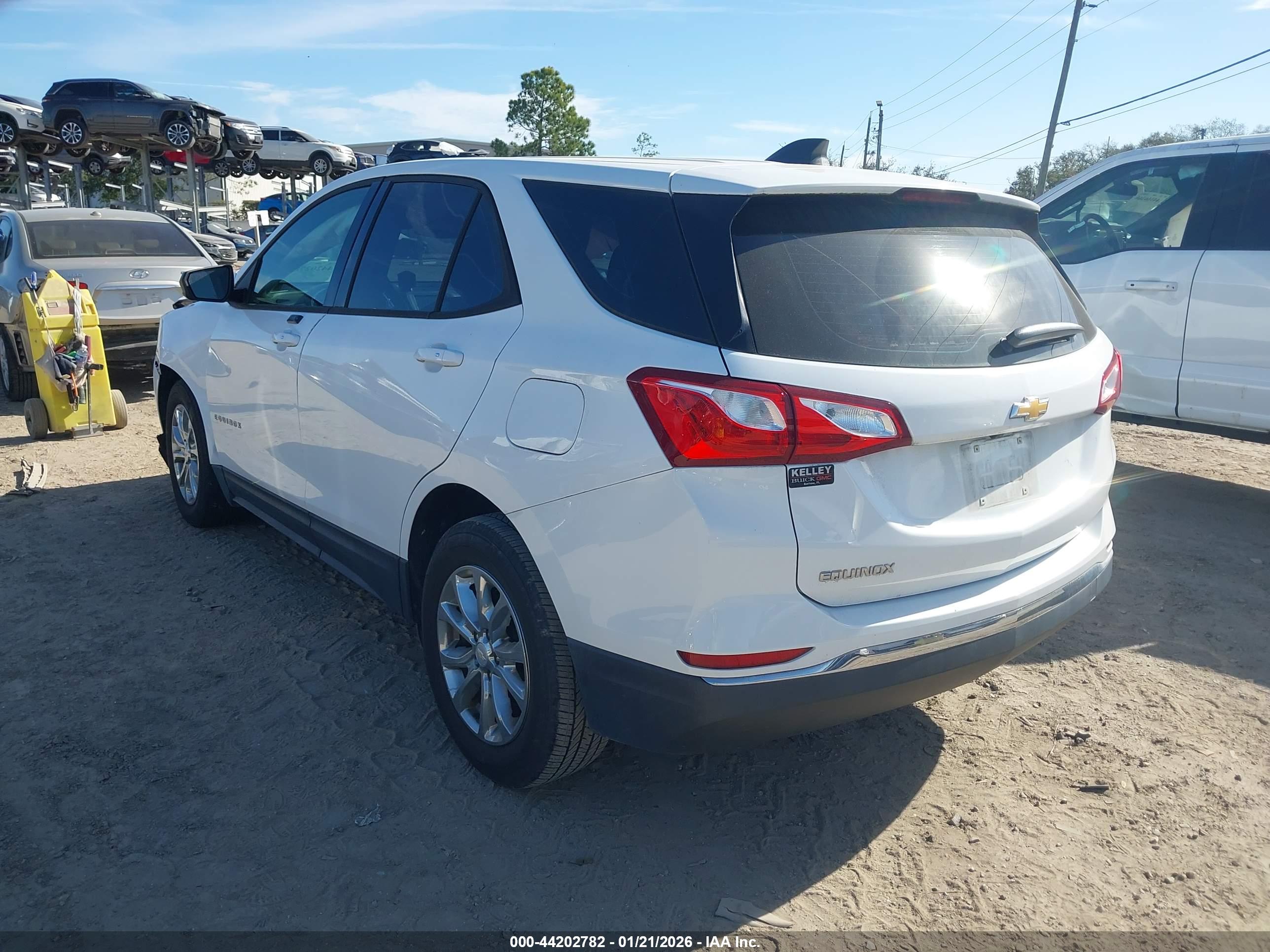CHEVROLET EQUINOX image 3