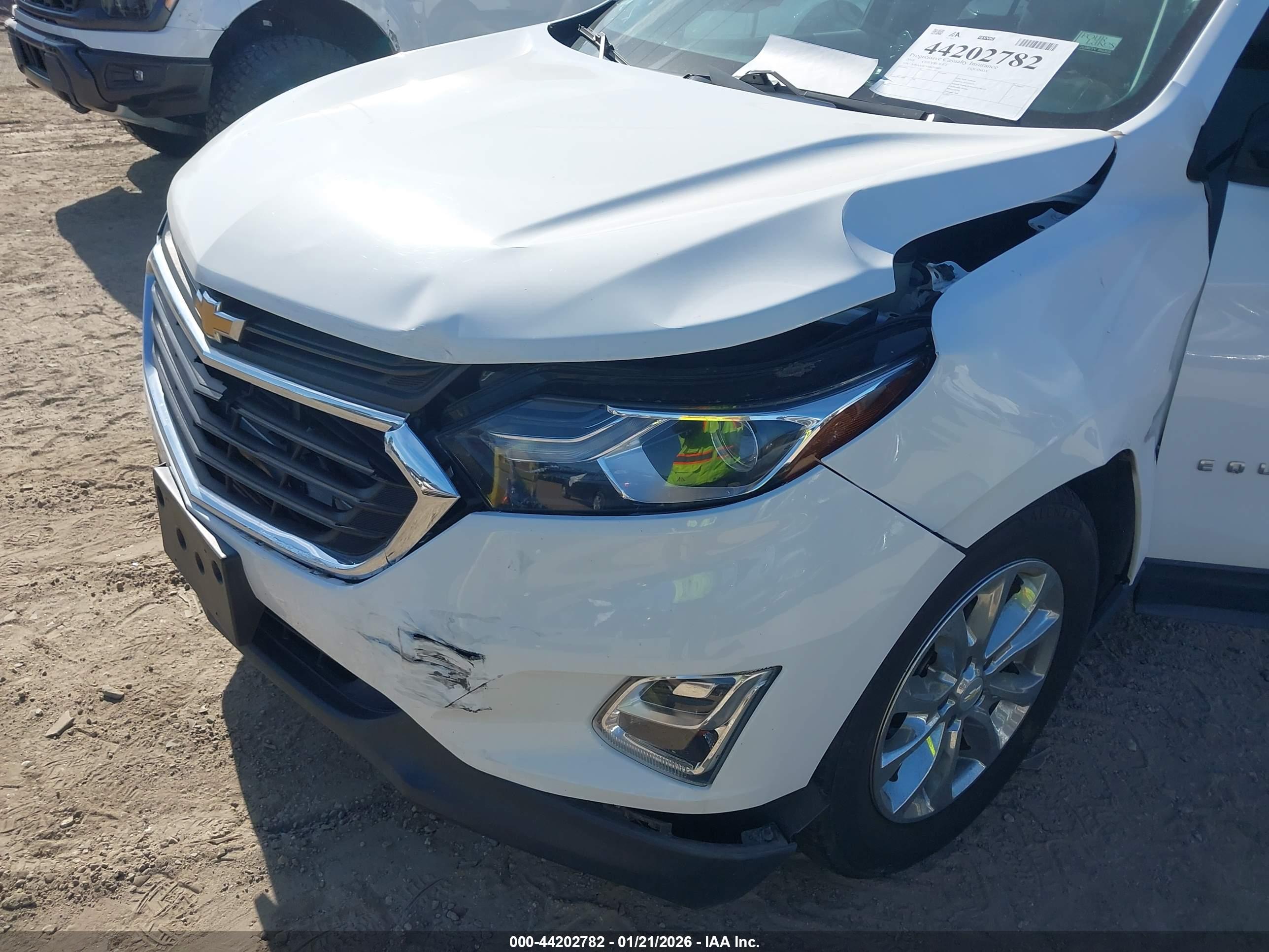 CHEVROLET EQUINOX image 6