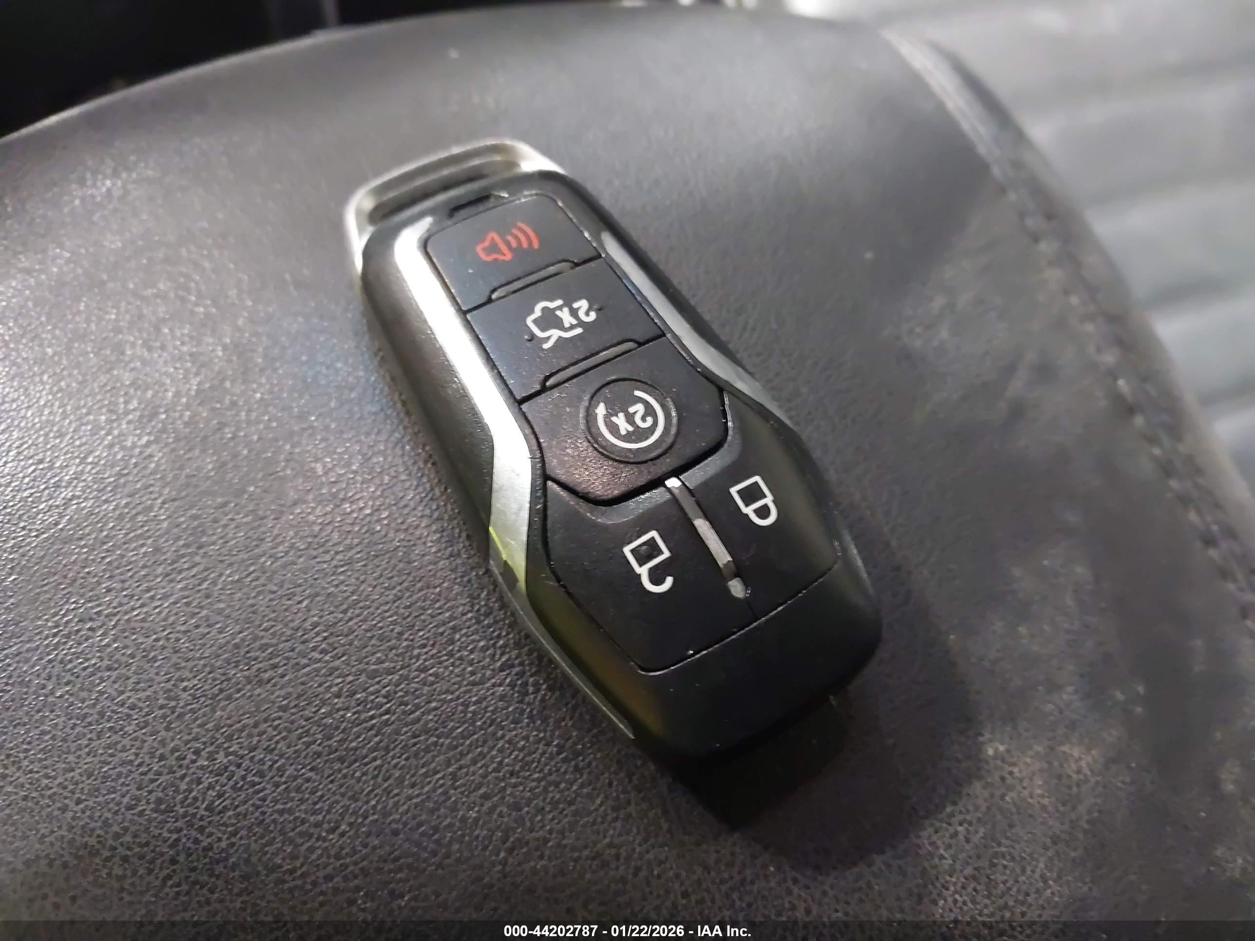 FORD EDGE image 11