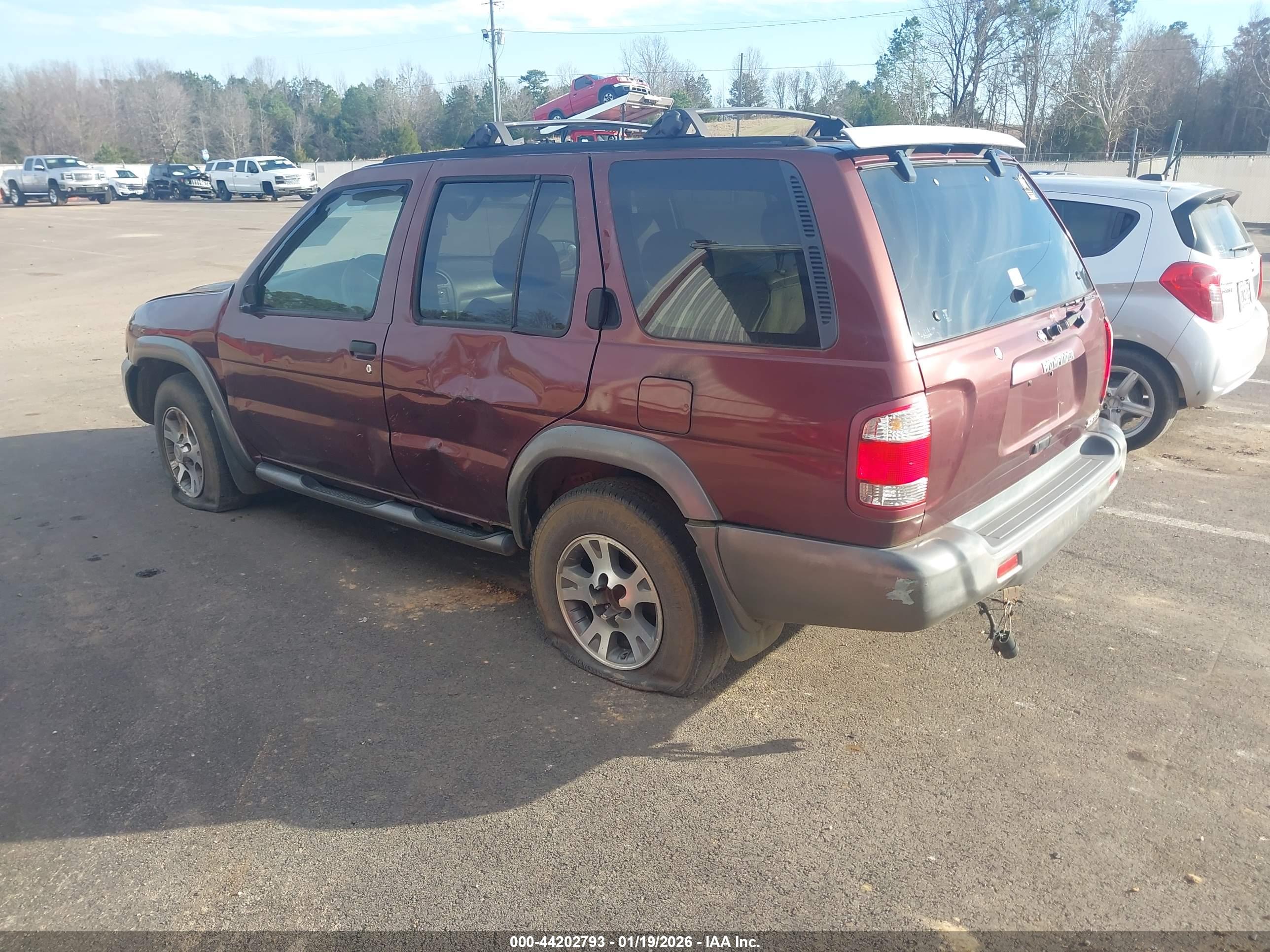 NISSAN PATHFINDER image 3