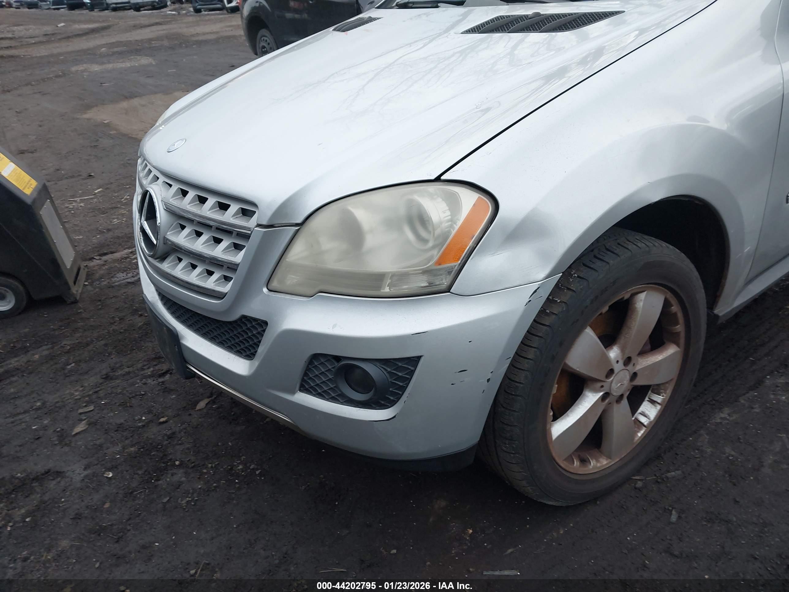MERCEDES-BENZ ML image 6