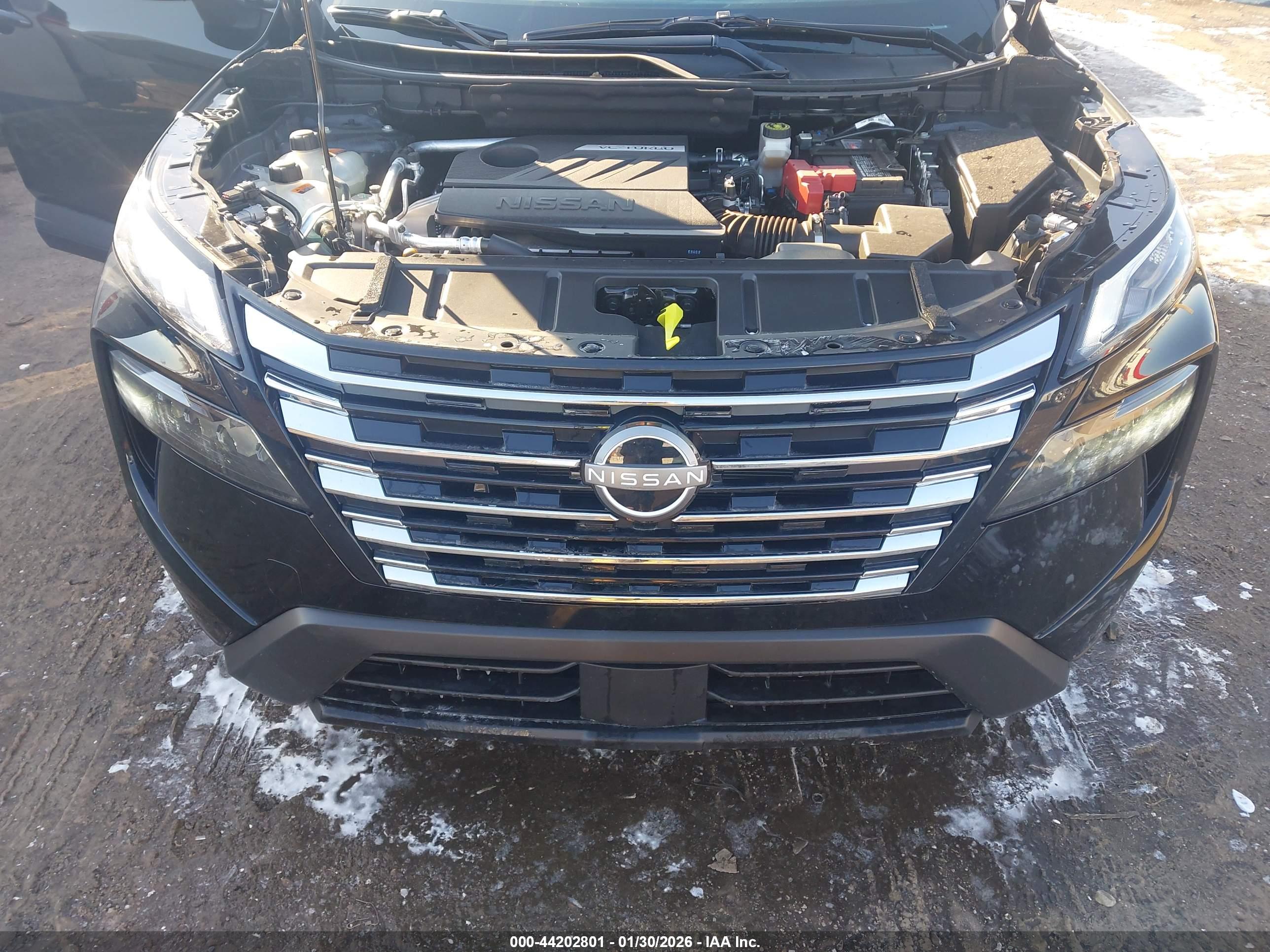 NISSAN ROGUE image 10