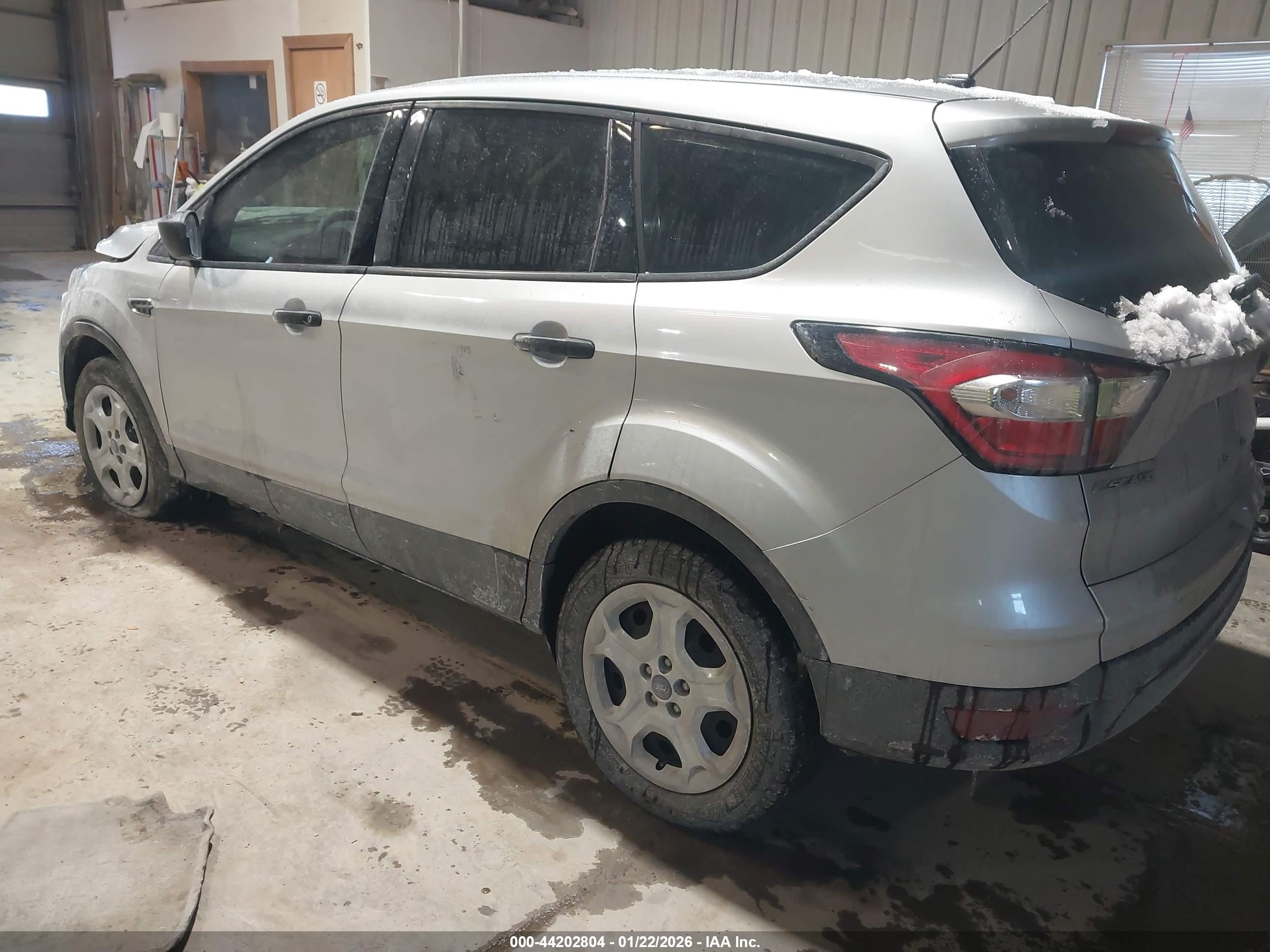 FORD ESCAPE image 3