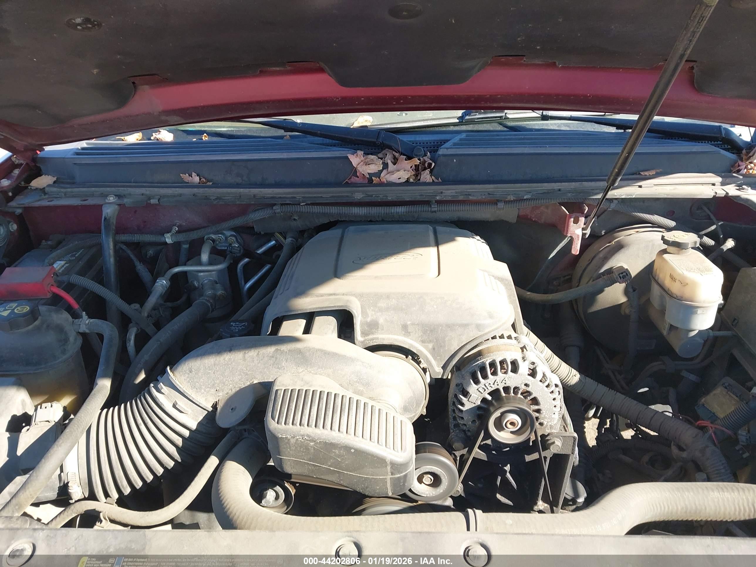 CHEVROLET SUBURBAN image 10