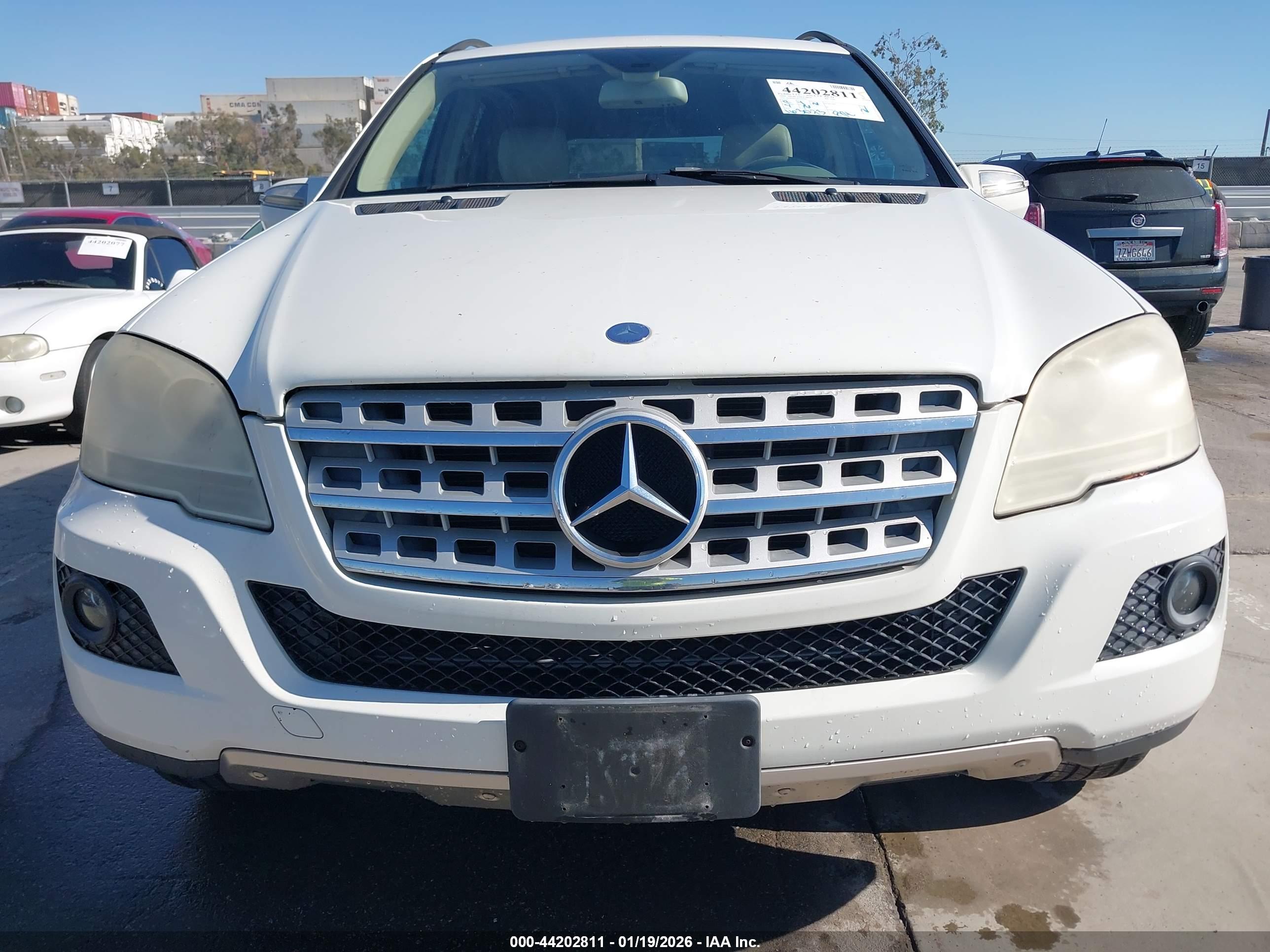 MERCEDES-BENZ ML image 6