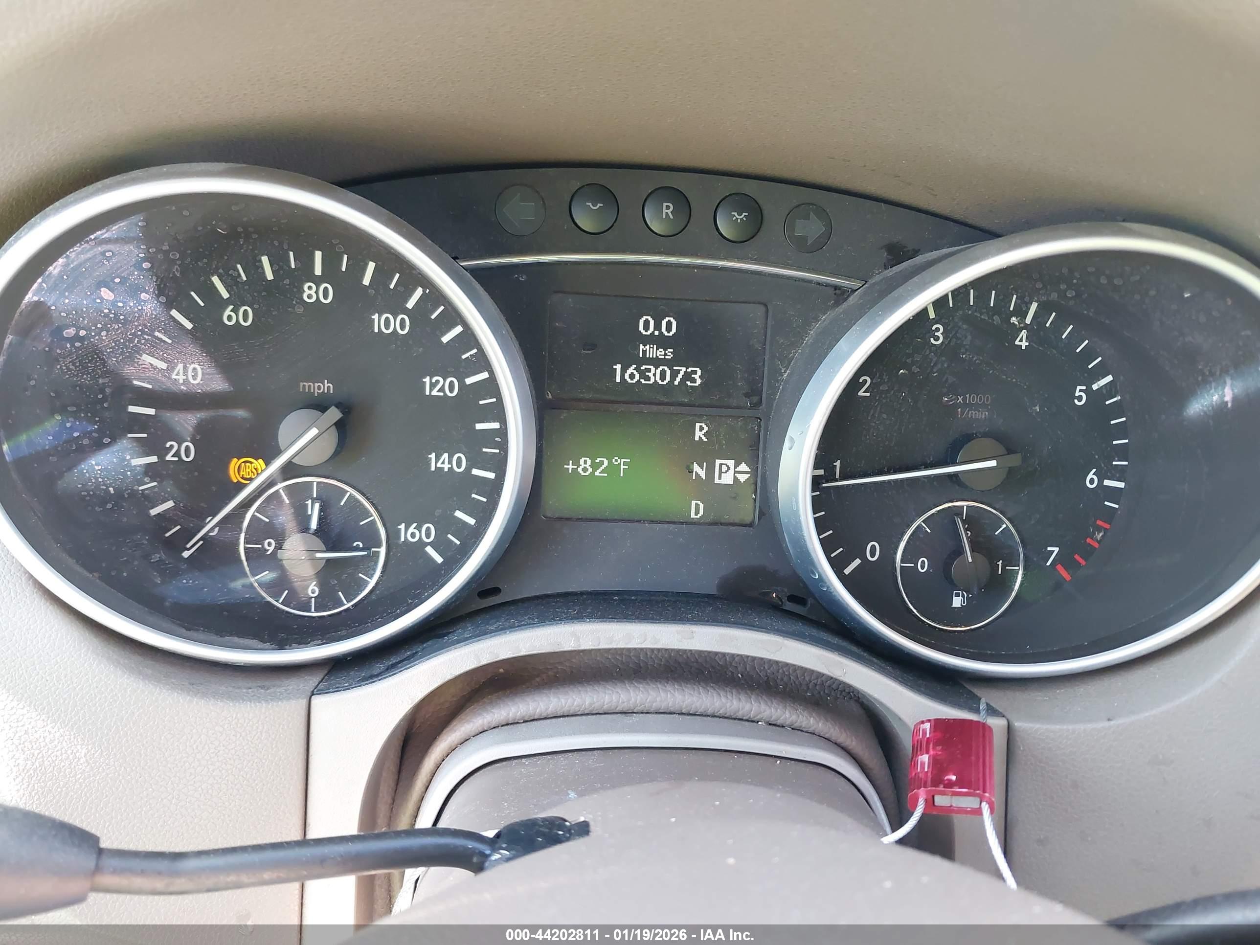 MERCEDES-BENZ ML image 7
