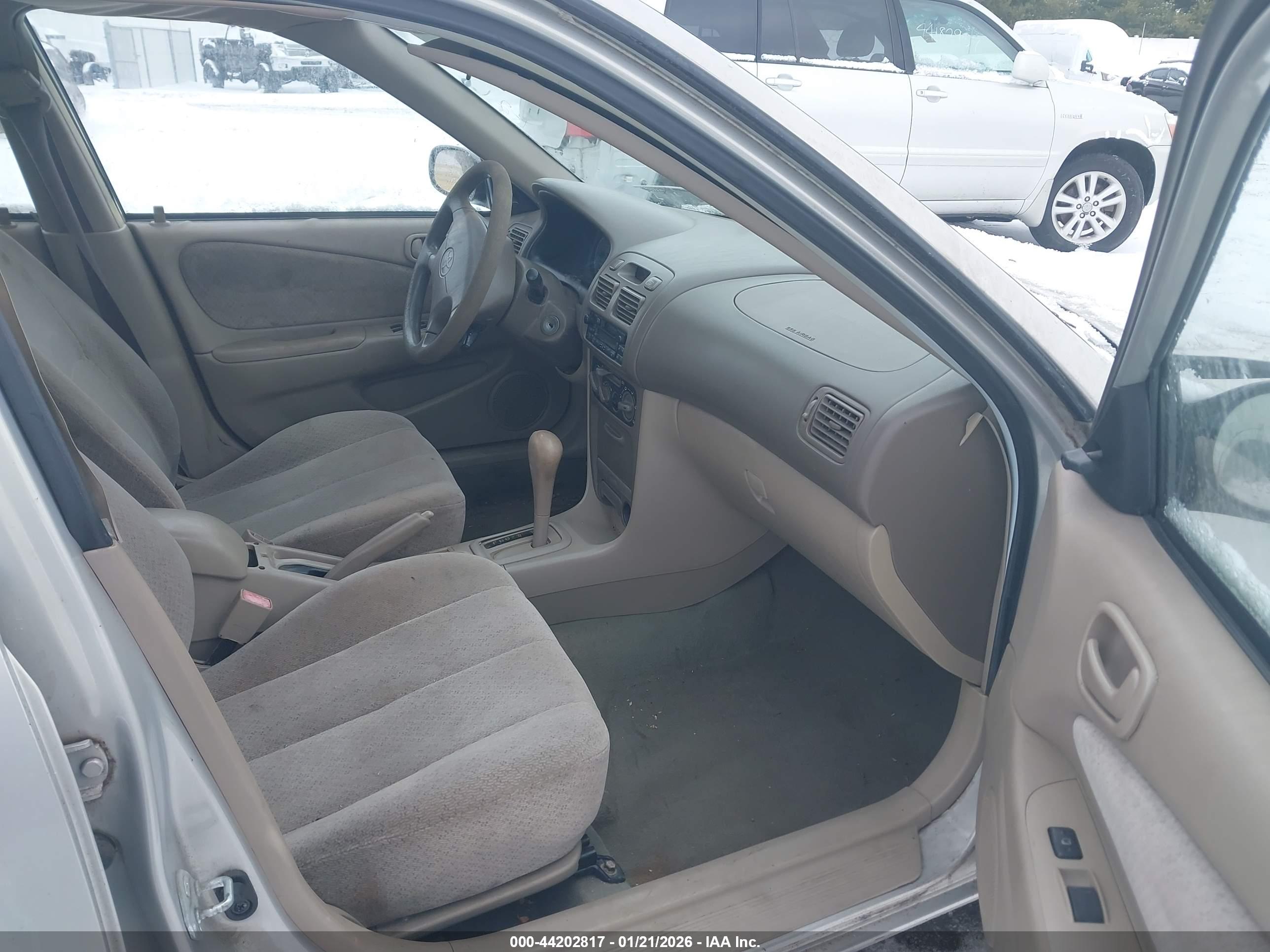 TOYOTA COROLLA image 5