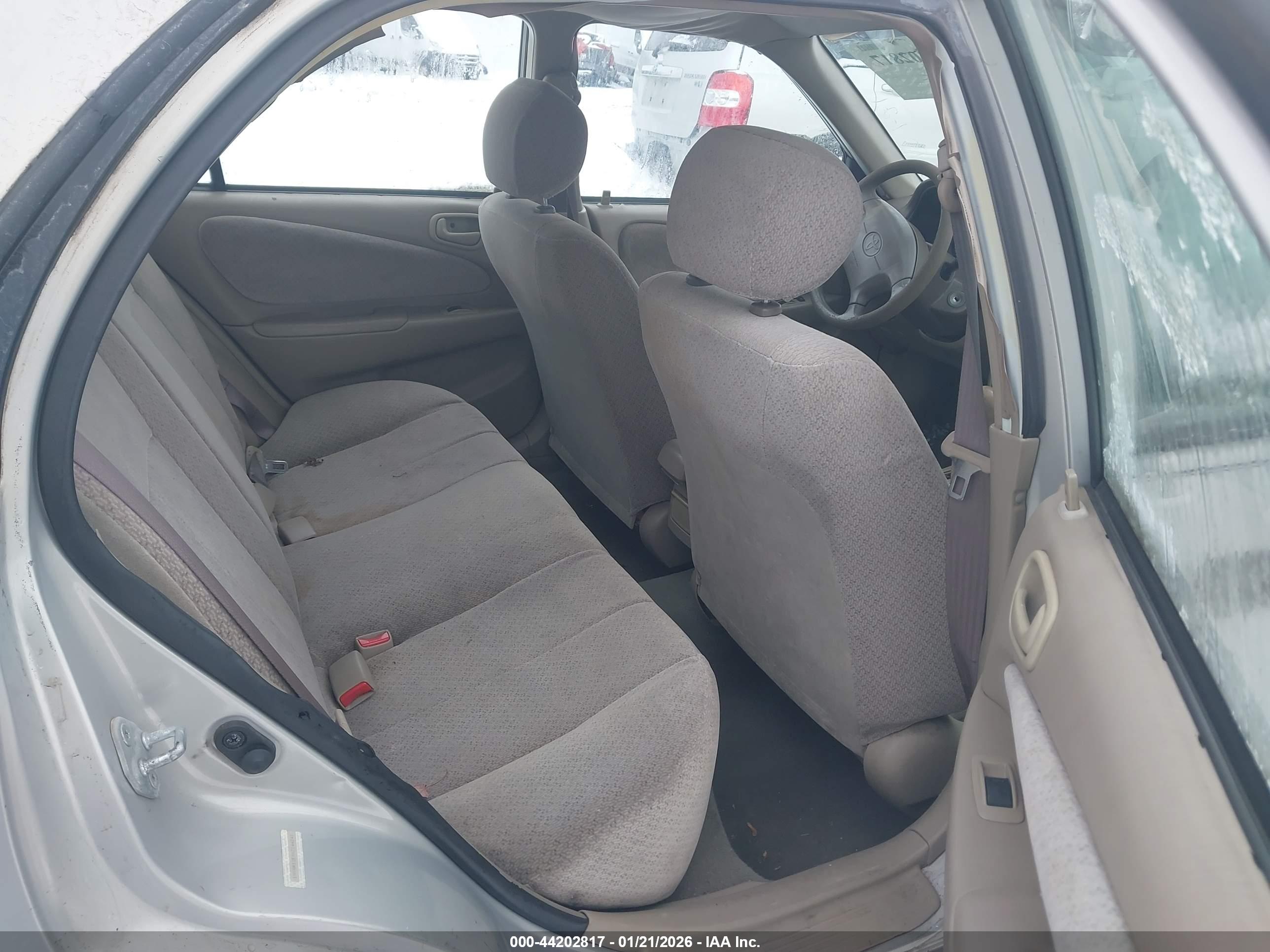 TOYOTA COROLLA image 8
