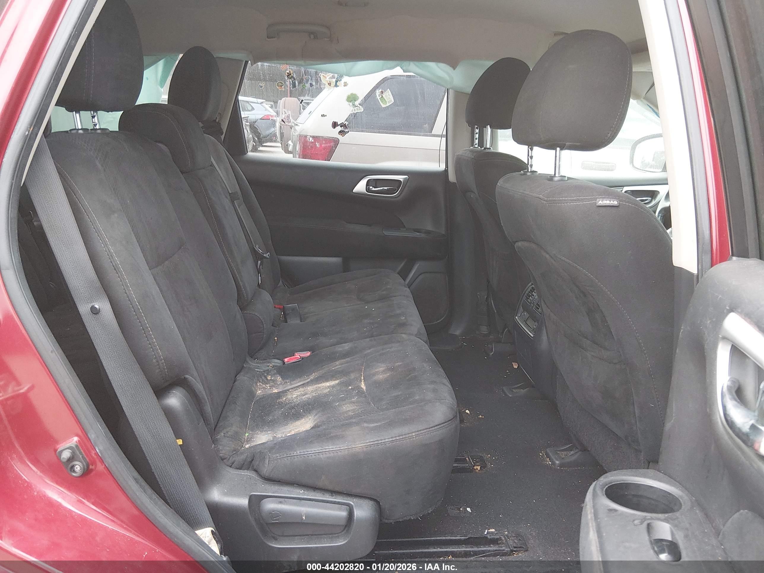 NISSAN PATHFINDER image 8