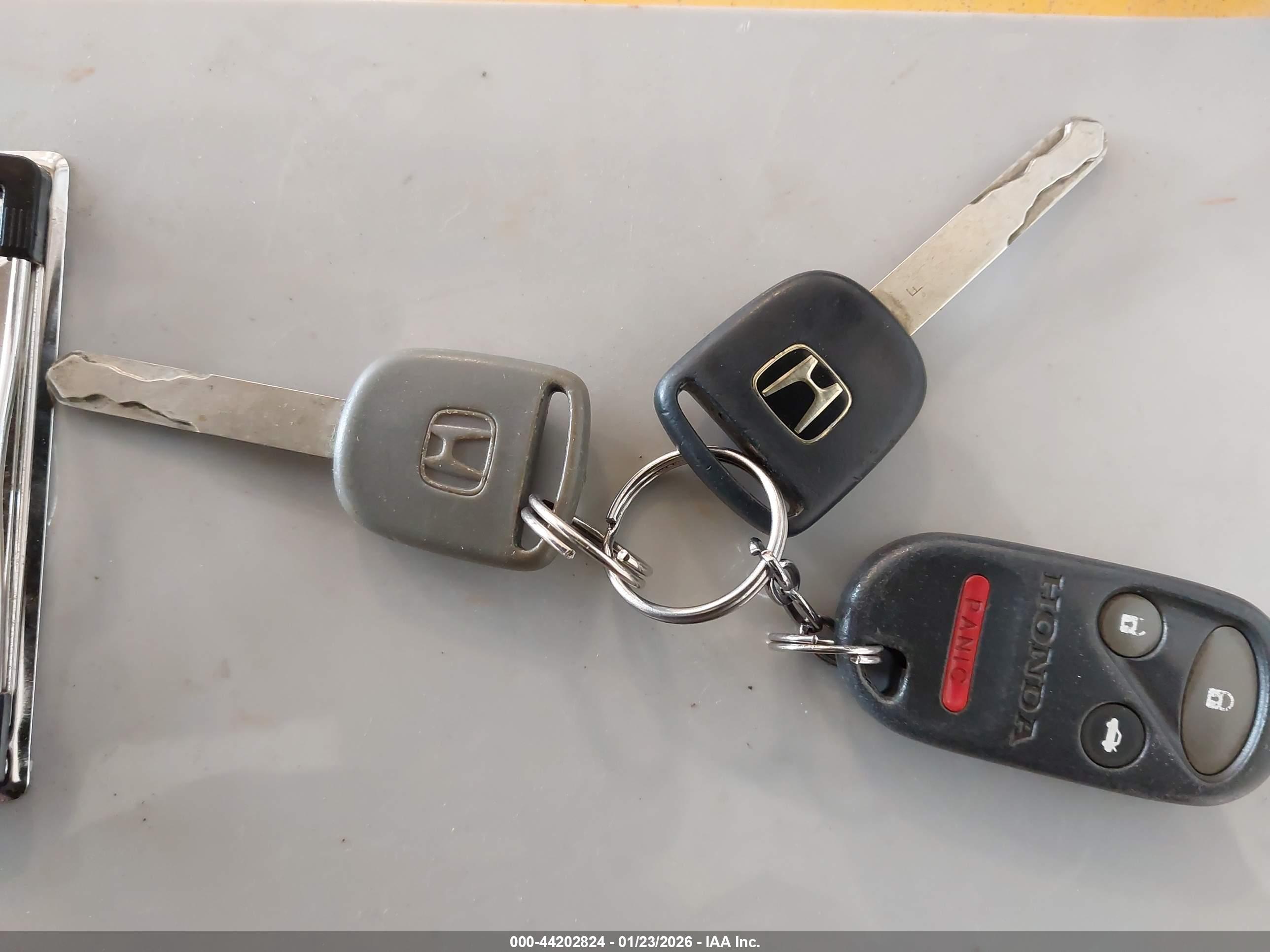 HONDA CR-V image 11