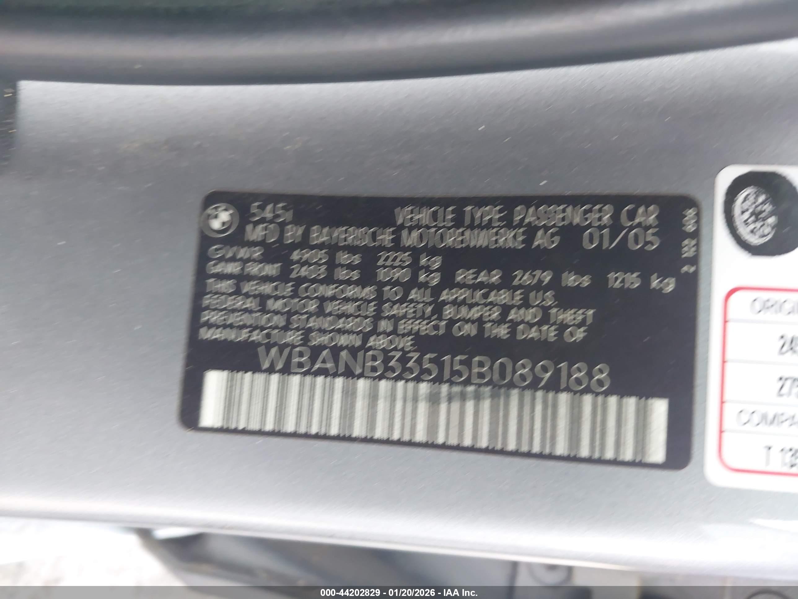 BMW 545I image 9