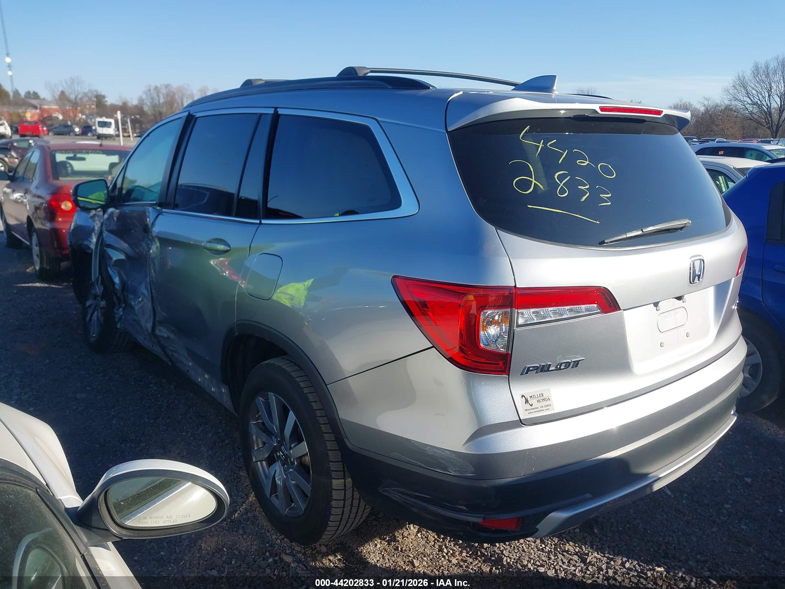 HONDA PILOT image 3