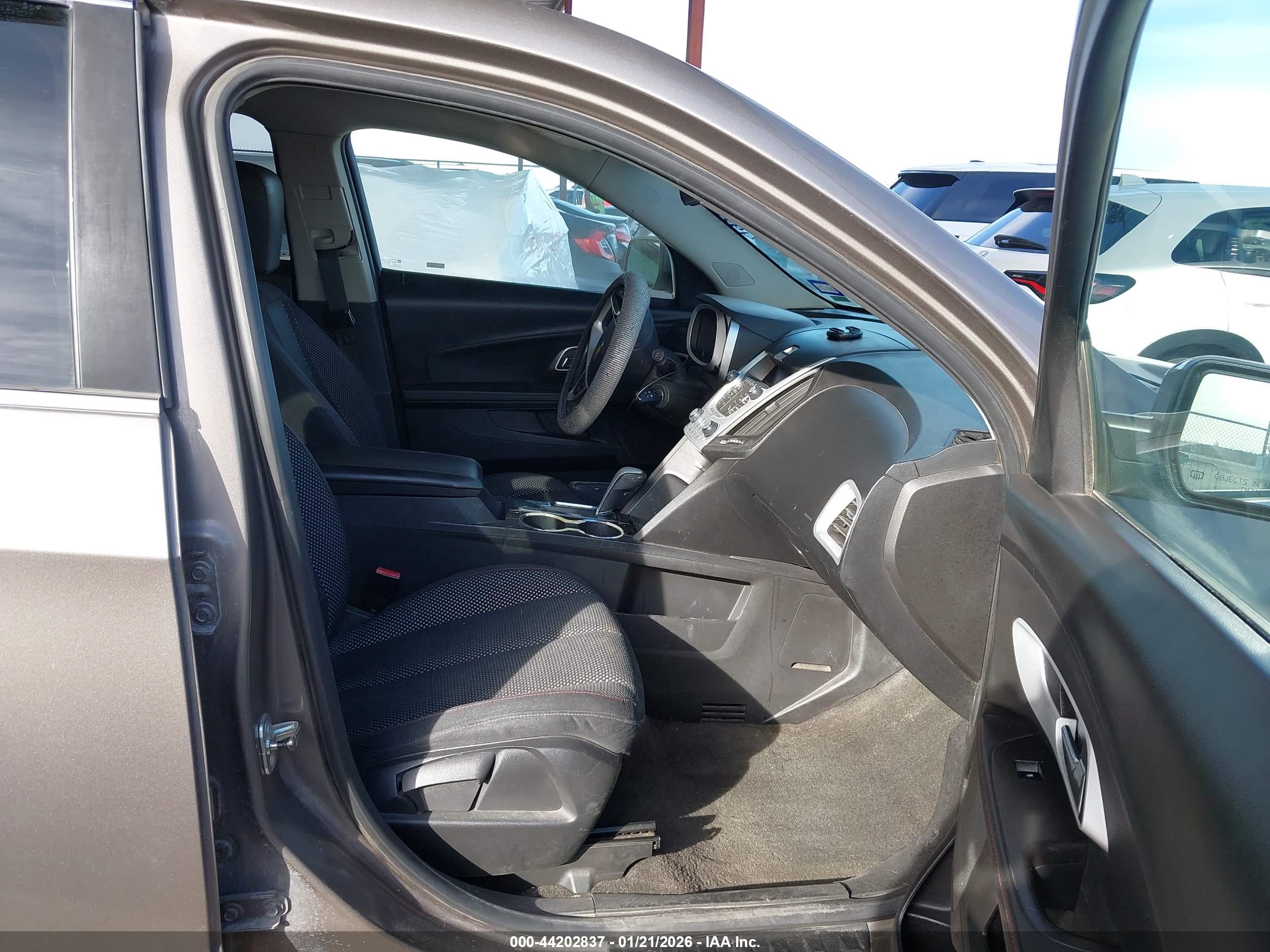 CHEVROLET EQUINOX image 5