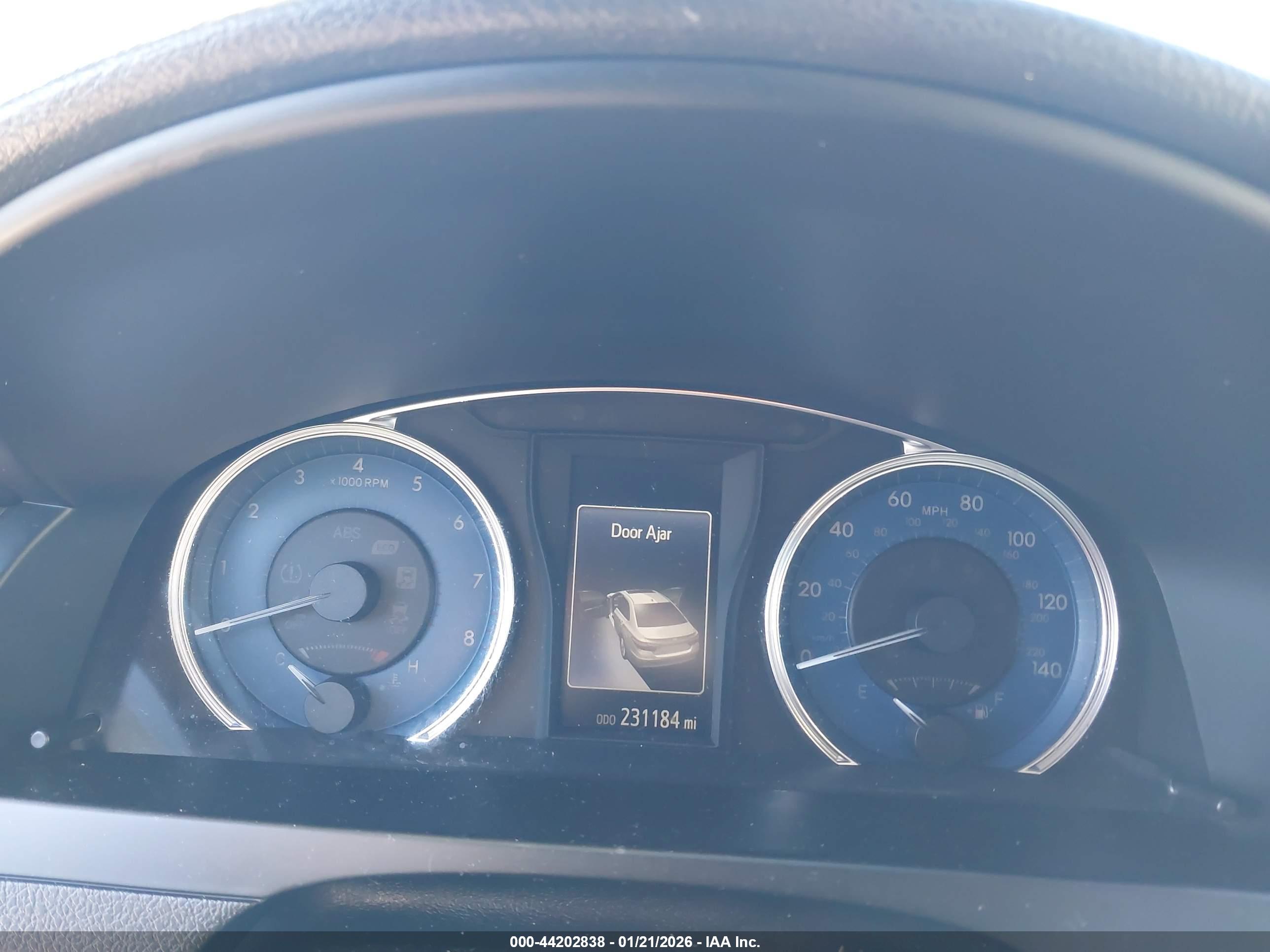 TOYOTA CAMRY image 7