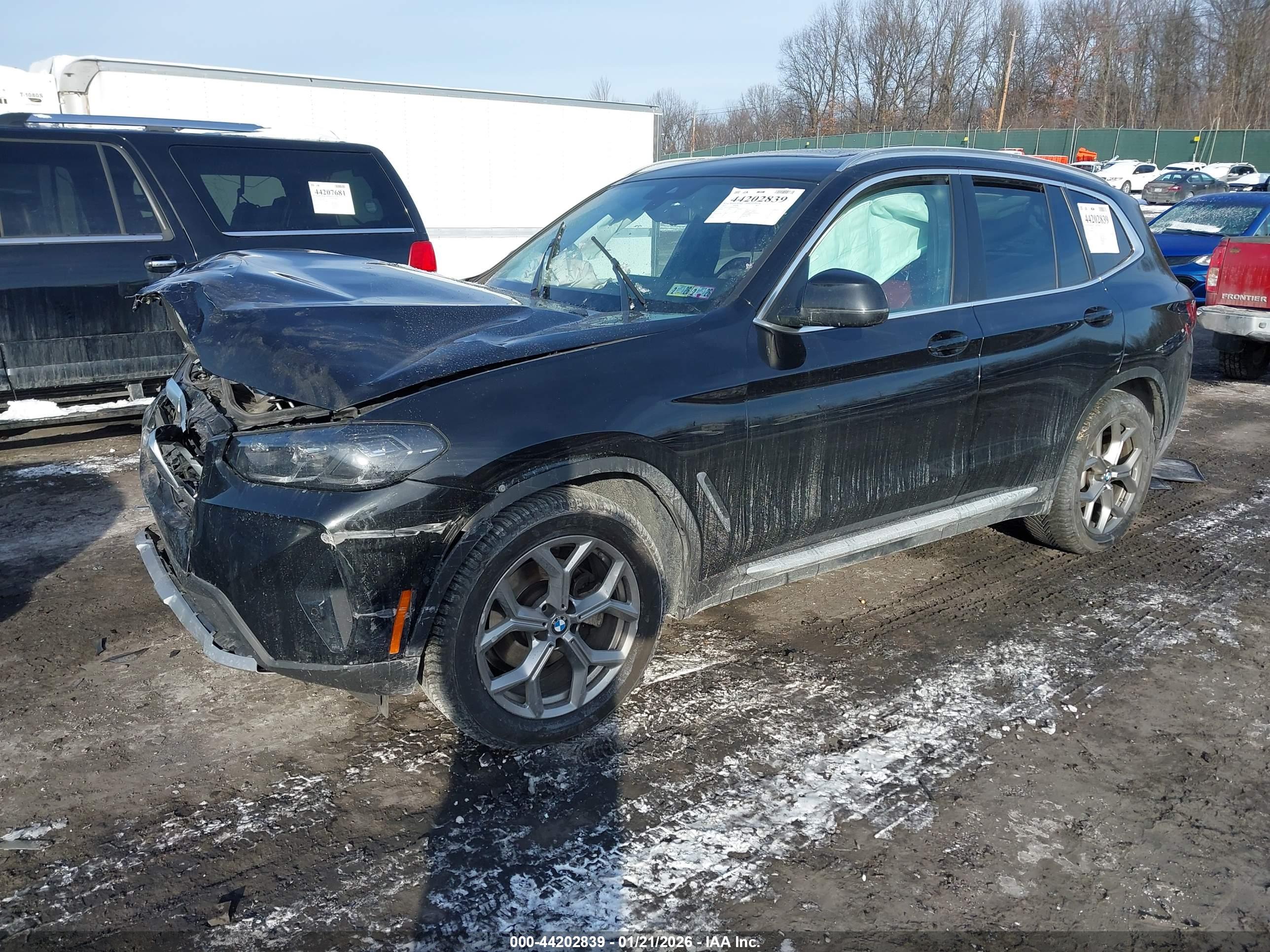 BMW X3 image 2