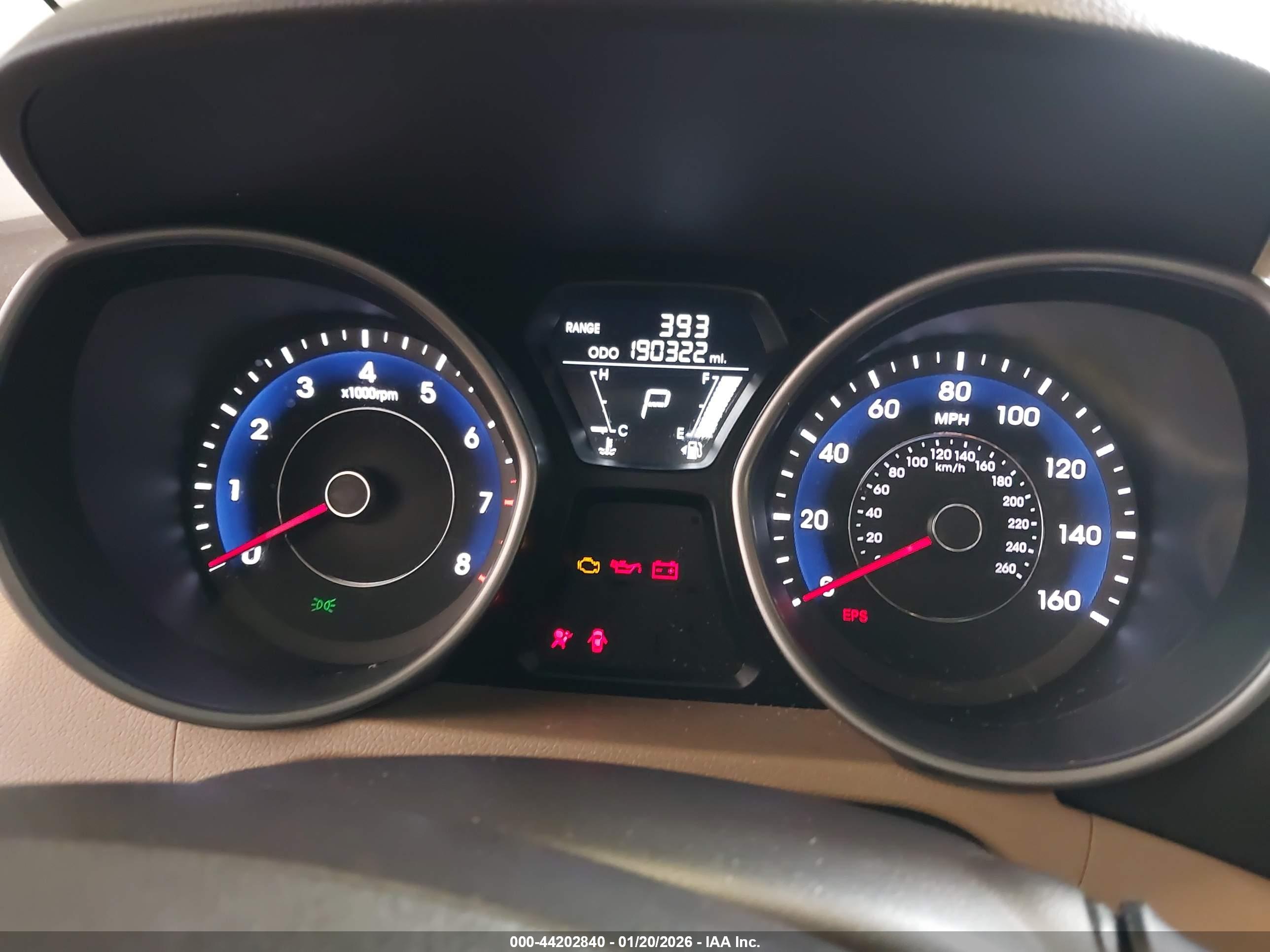 HYUNDAI ELANTRA image 7