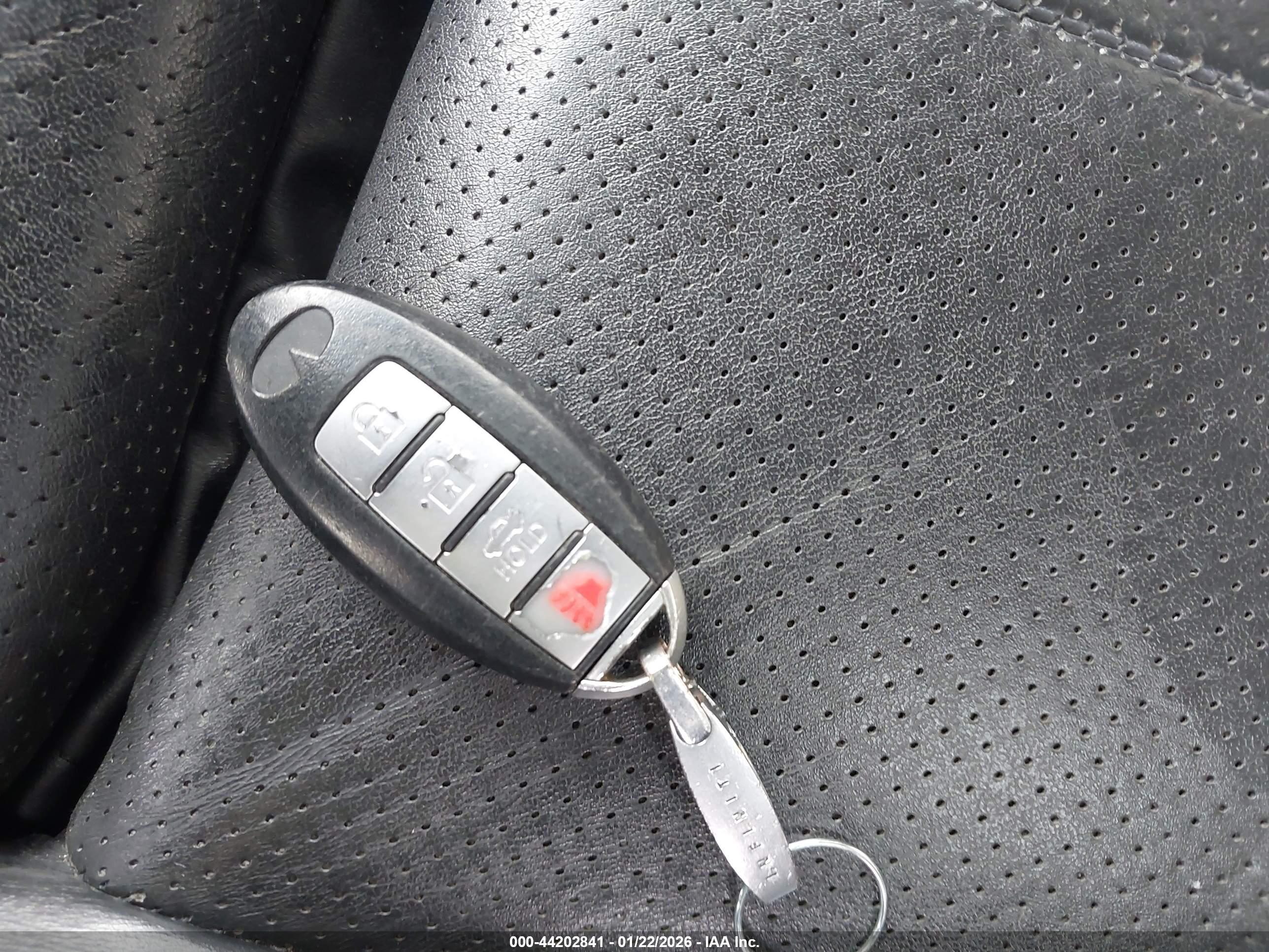 INFINITI G37X image 11