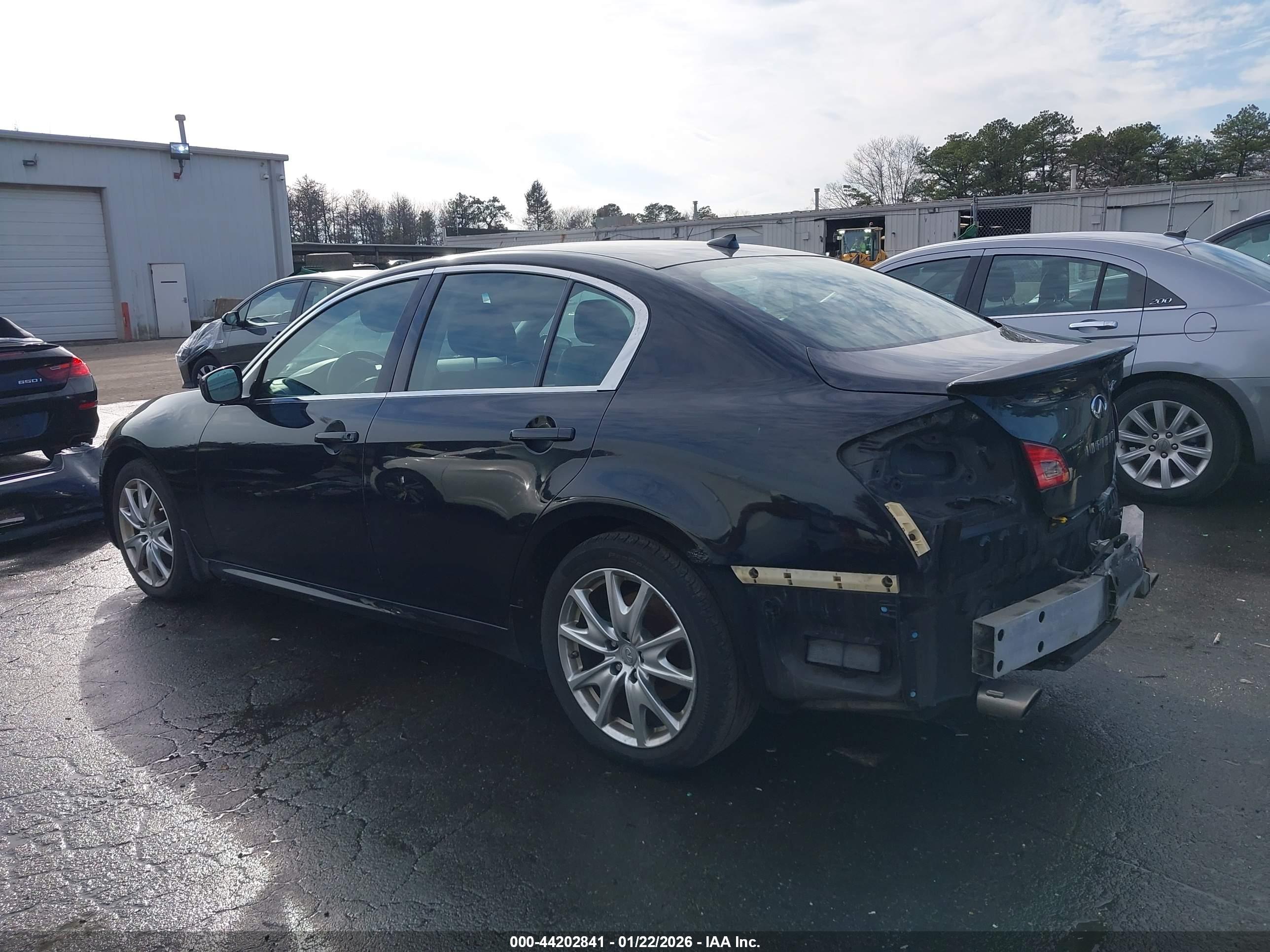 INFINITI G37X image 3
