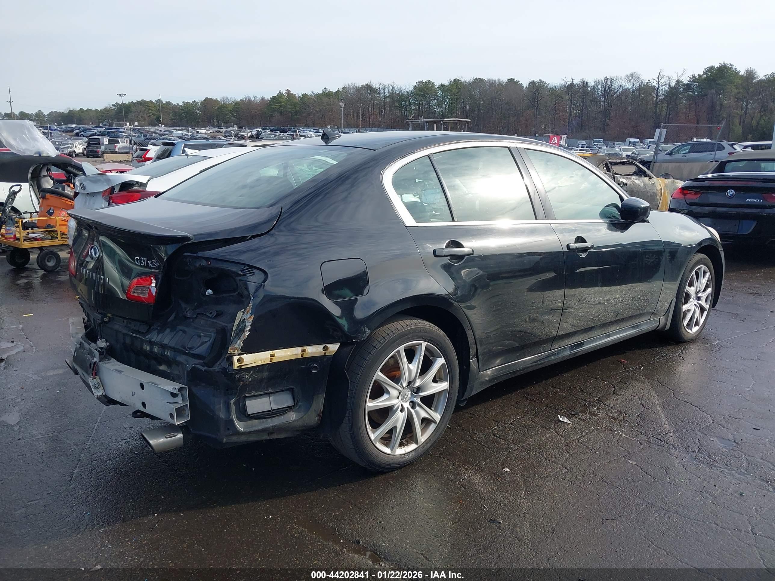 INFINITI G37X image 4