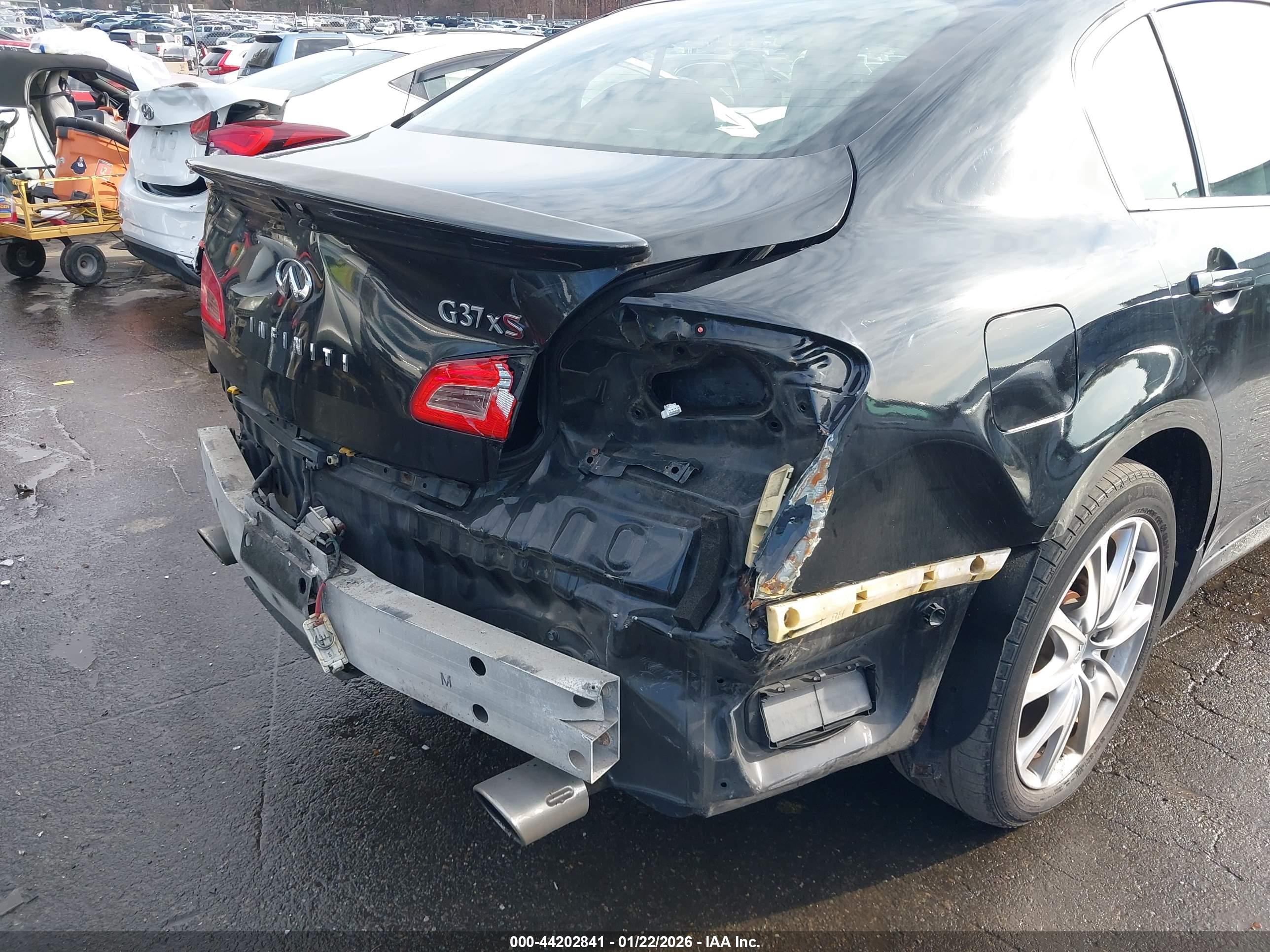 INFINITI G37X image 6