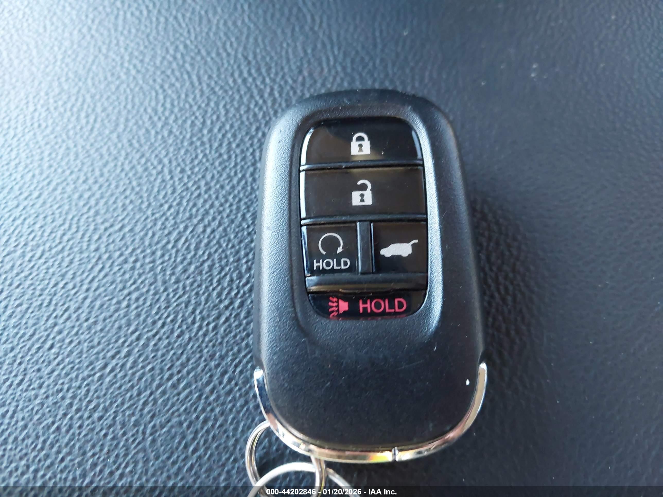 HONDA CR-V image 11