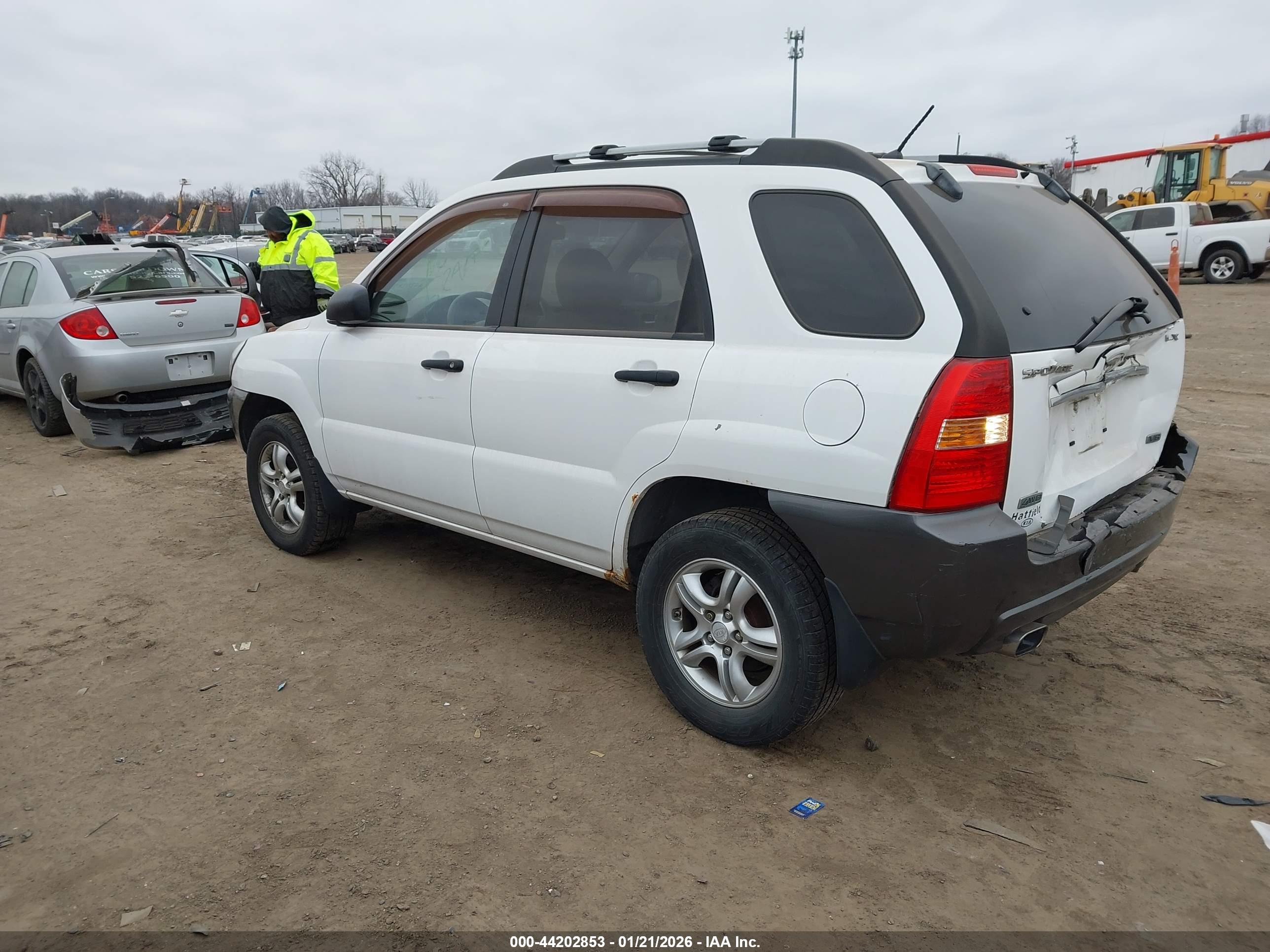 KIA SPORTAGE image 3