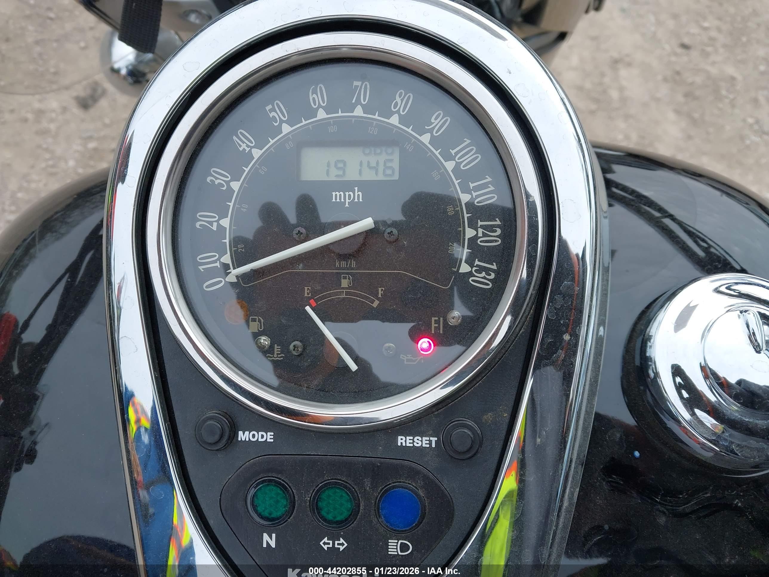 KAWASAKI VN900 image 7