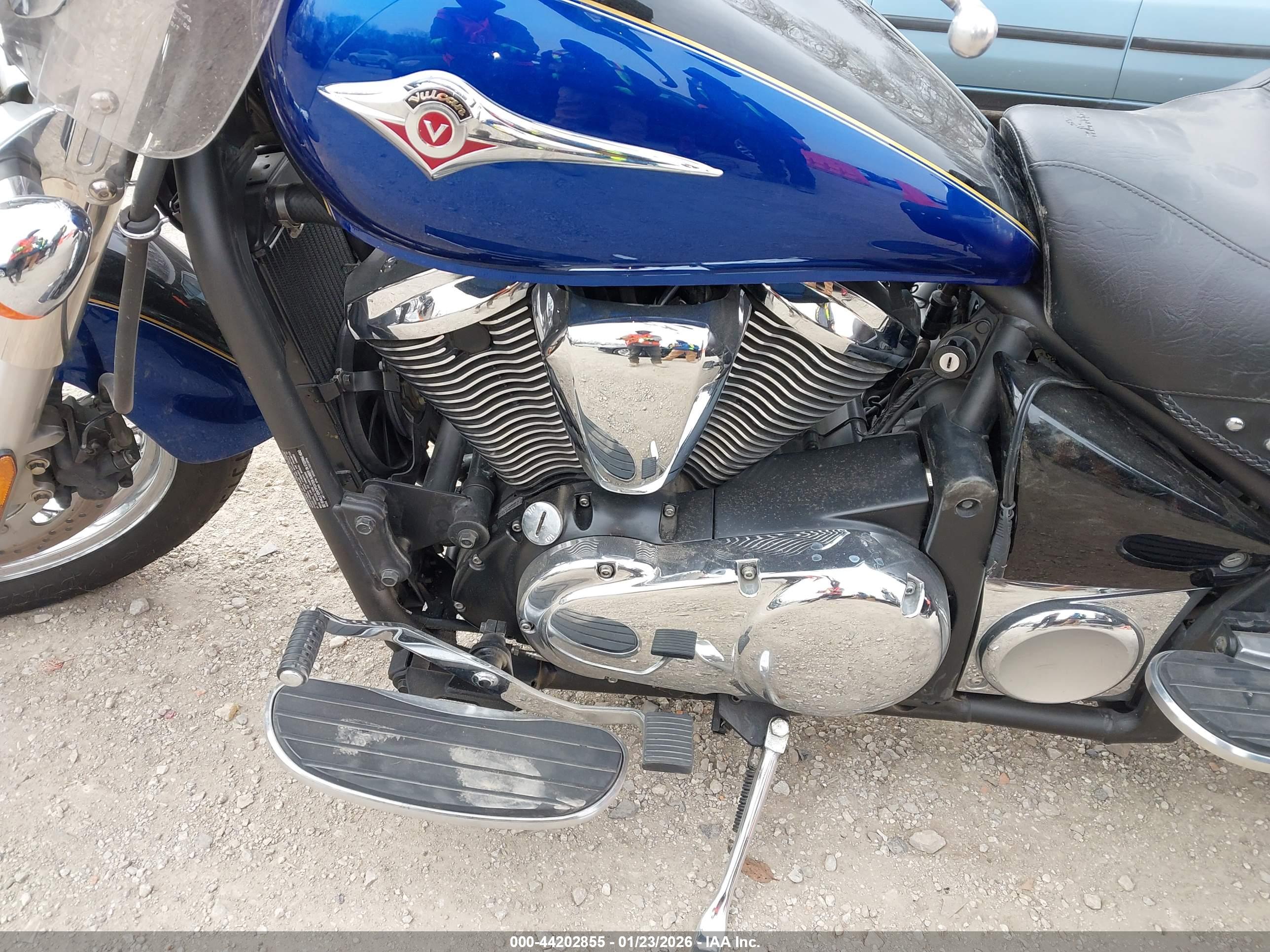 KAWASAKI VN900 image 9