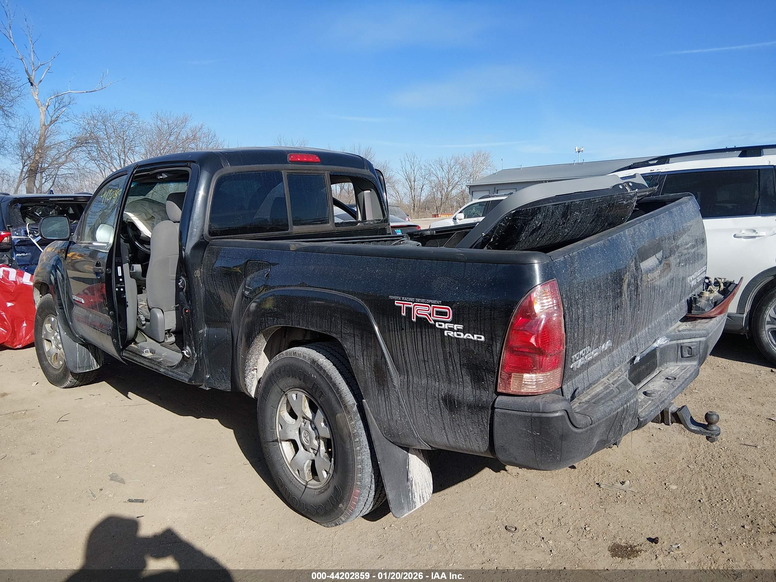 TOYOTA TACOMA image 3